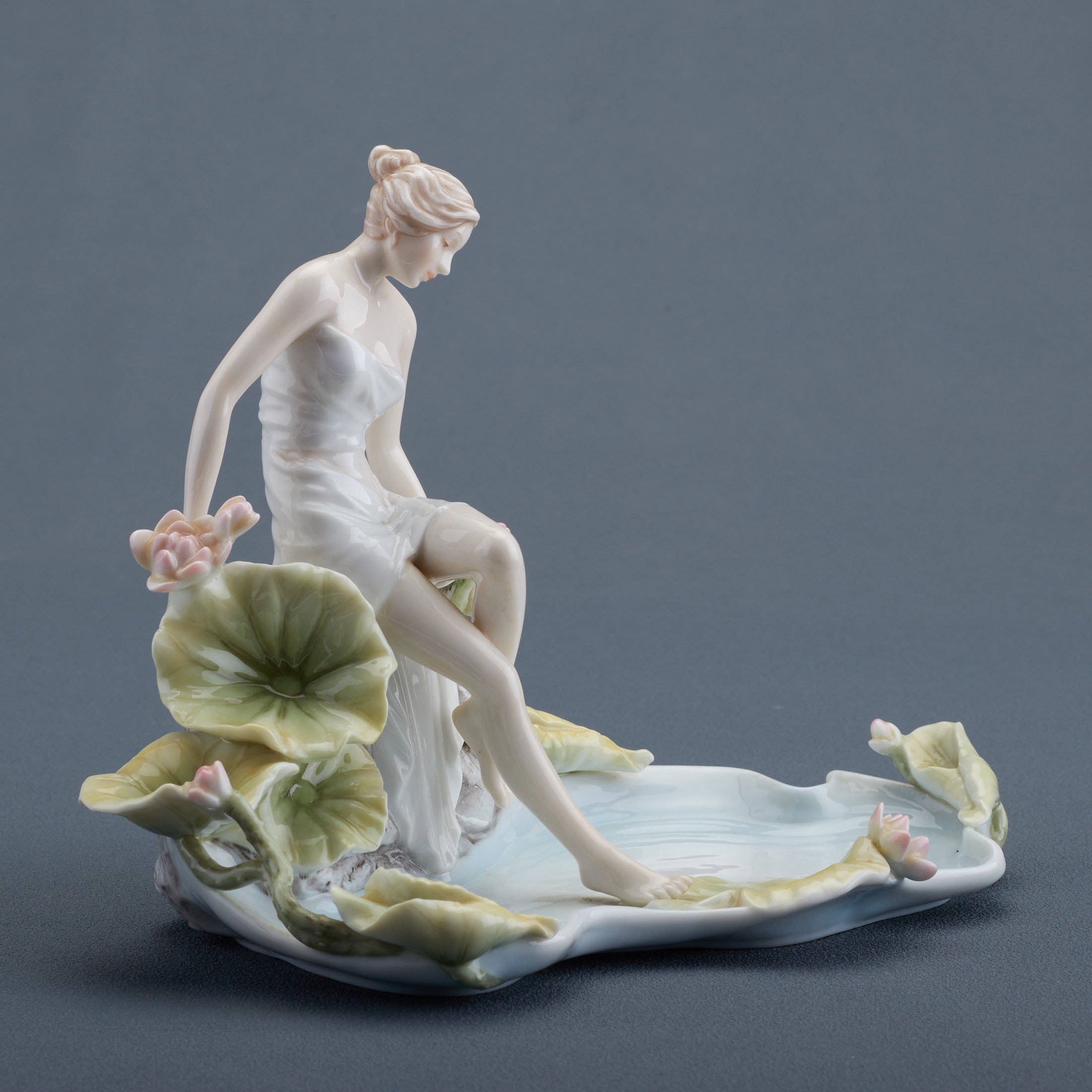 Lotus Pond Maiden Tray