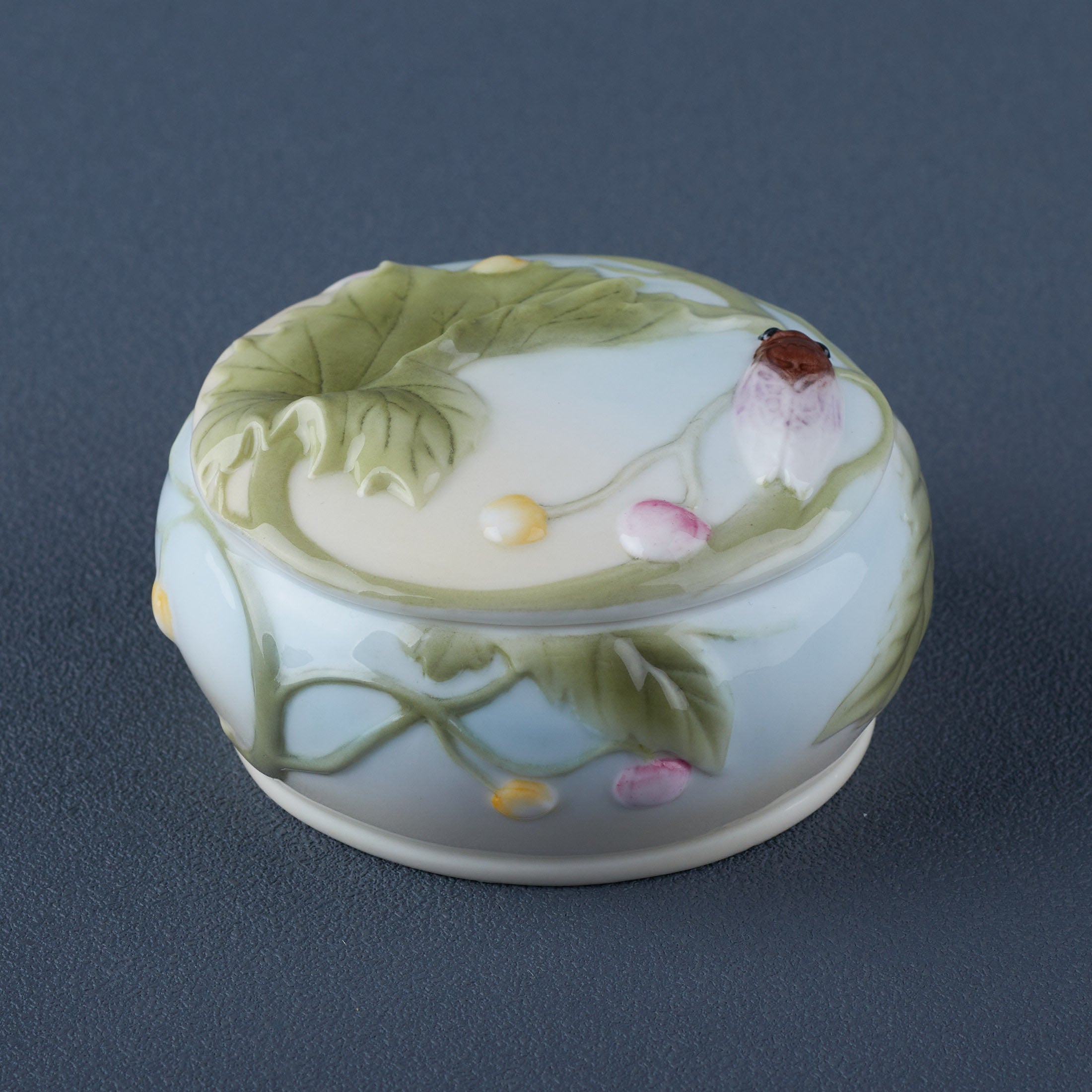 Cicada Trinket Box