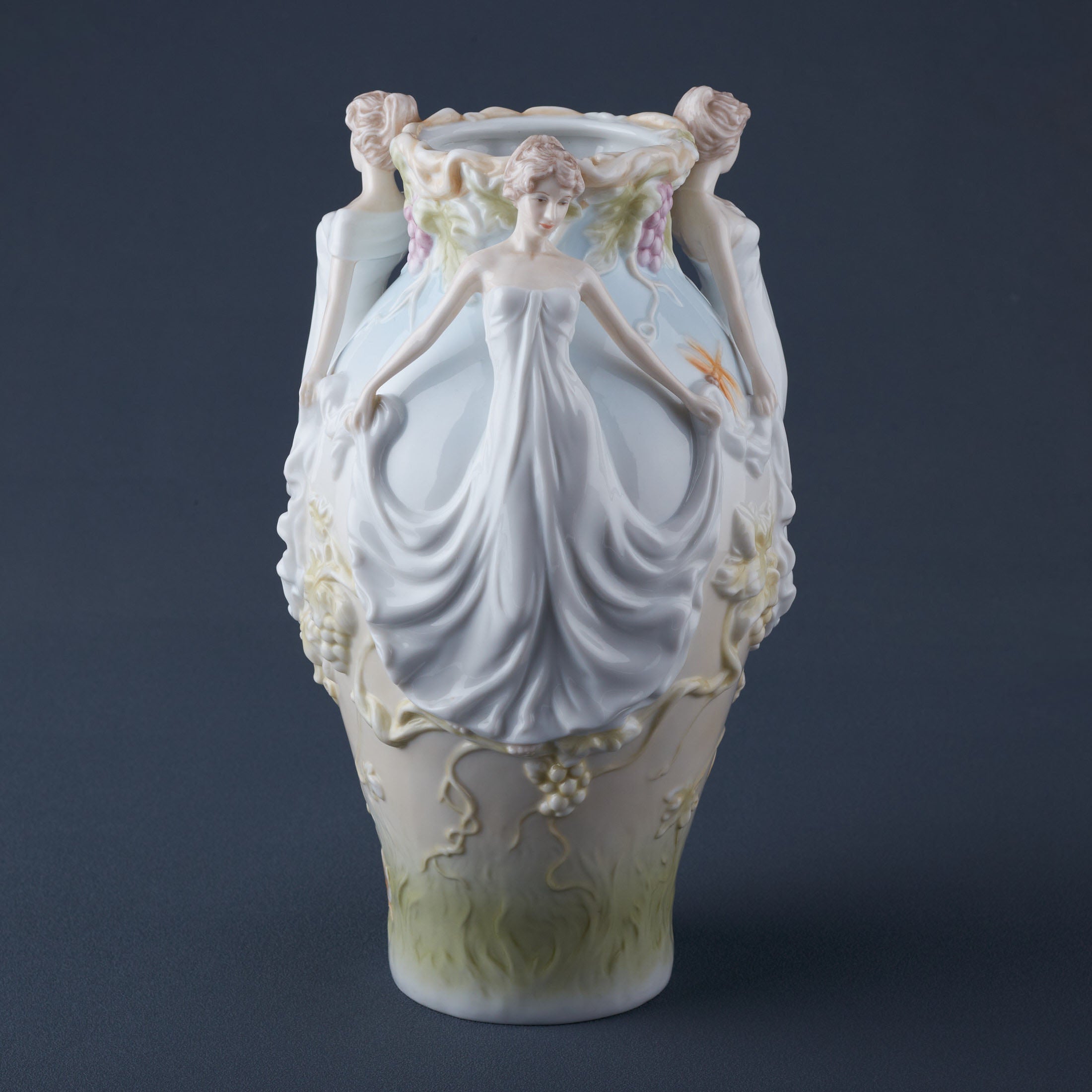 3 Courtseying Maiden Vase