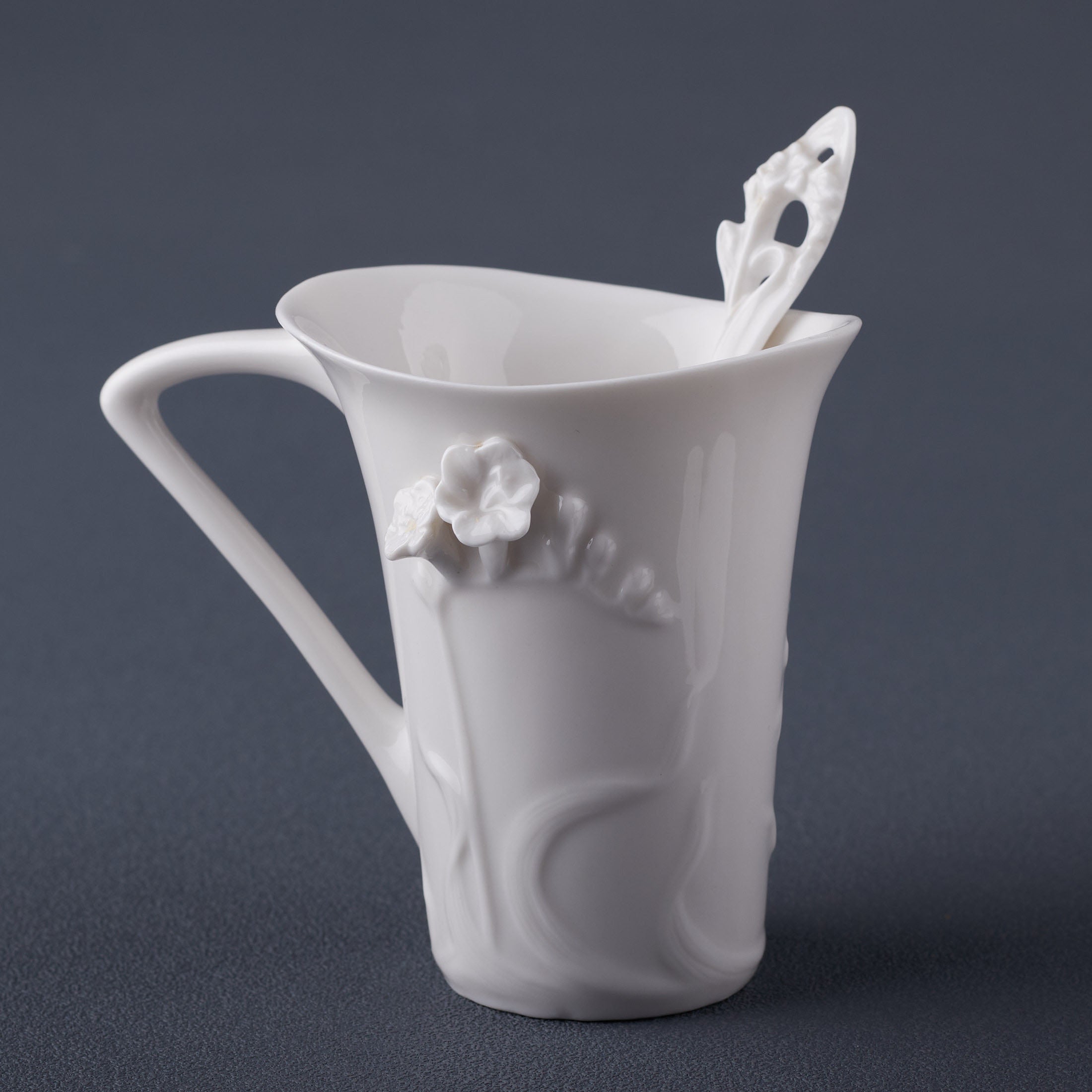 Freesia Coffee Cup Set With Spoon (White)