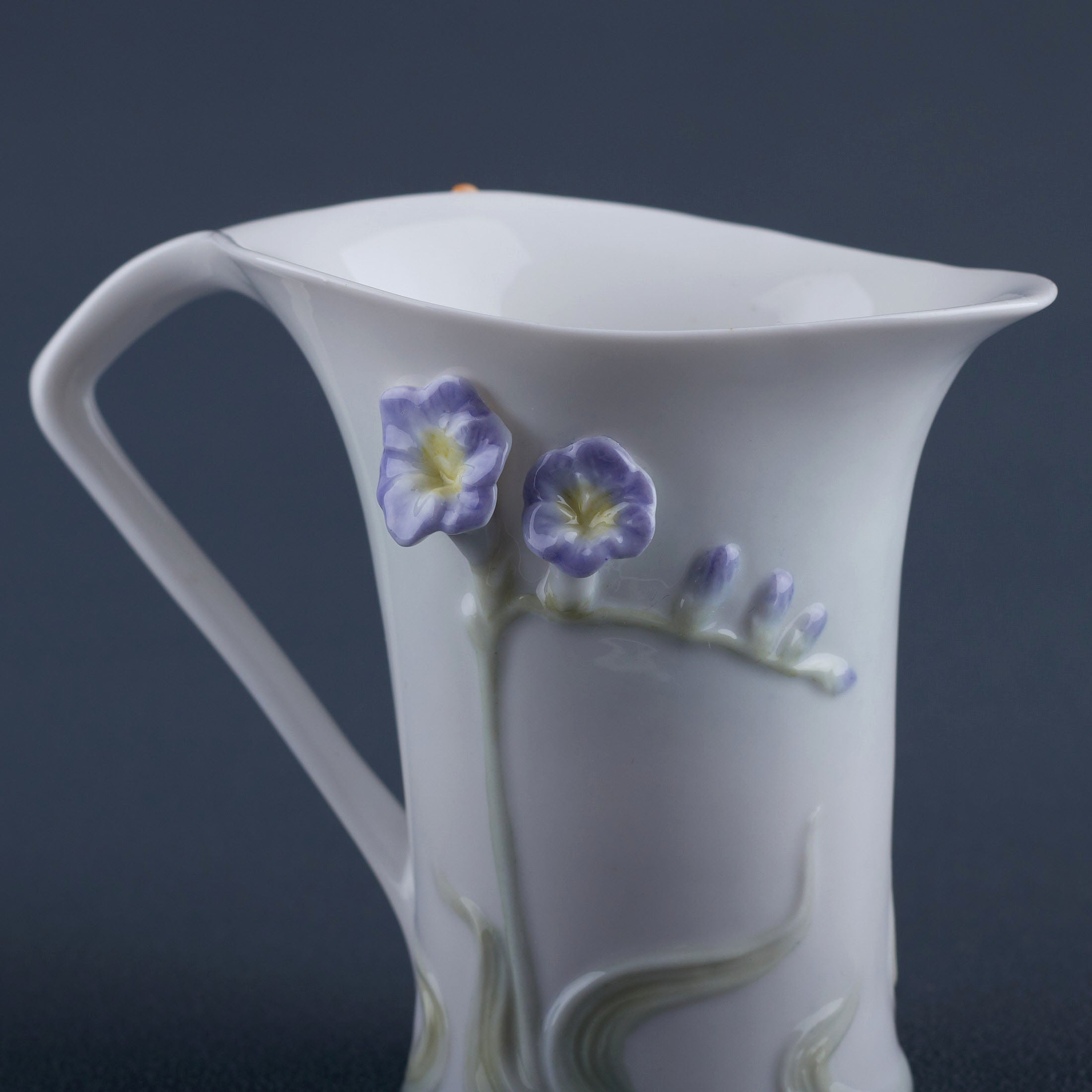 Freesia Creamer (Purple Flower)