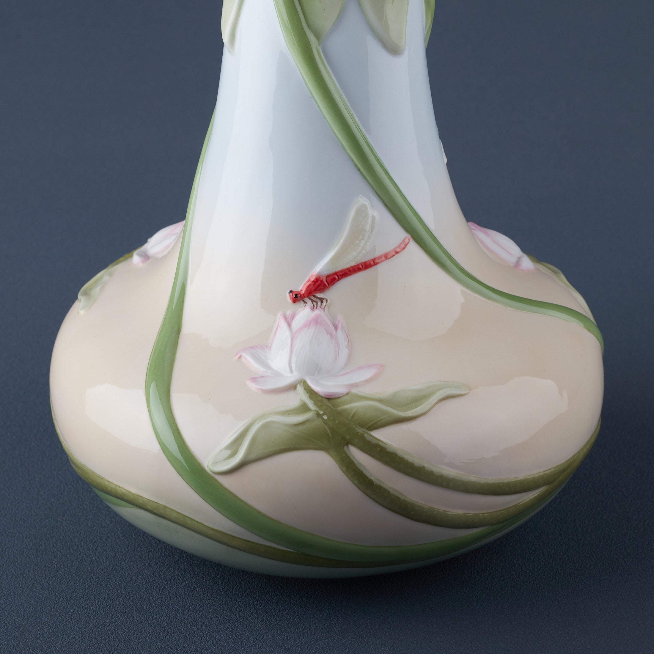 Triple Lotus Leaves Tall Vase With Red Dragon Fly