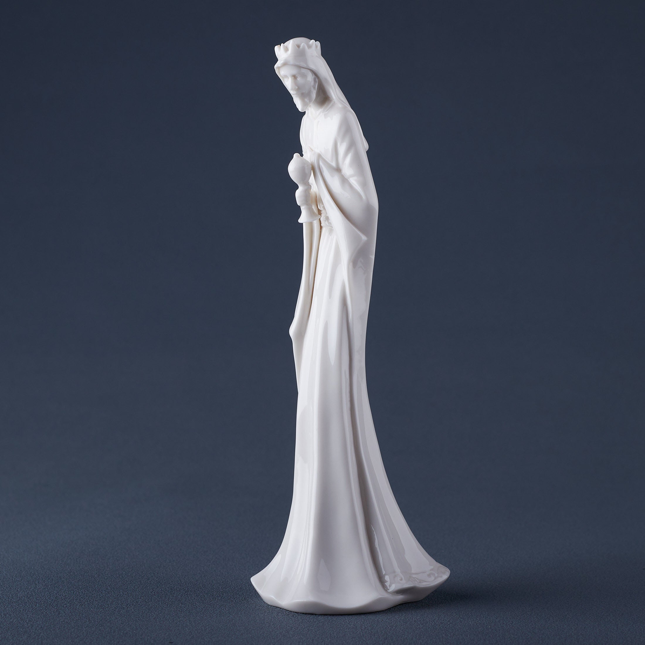Nativity Wise Man With Gold (White)