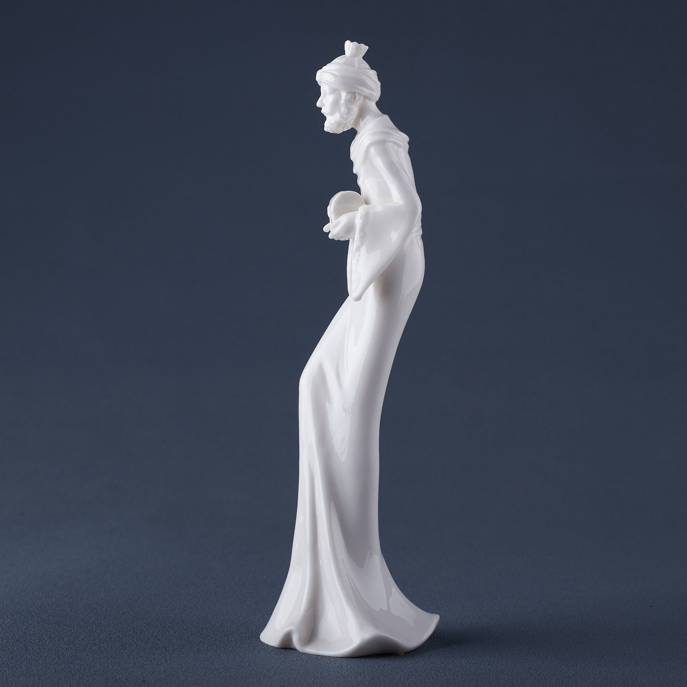 Nativity Wise Man With Frankincense (White)