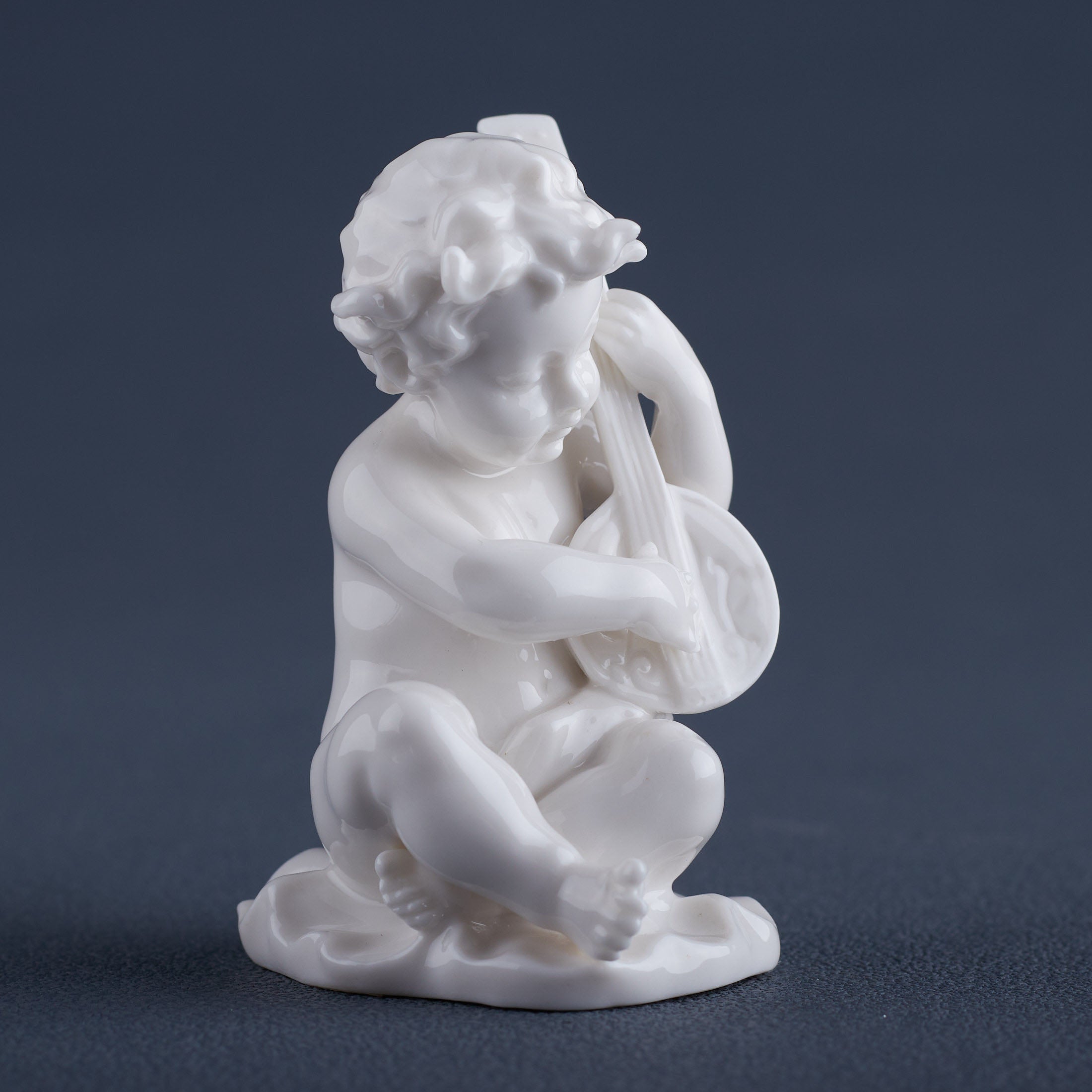 Infant Playing Lyre(White)