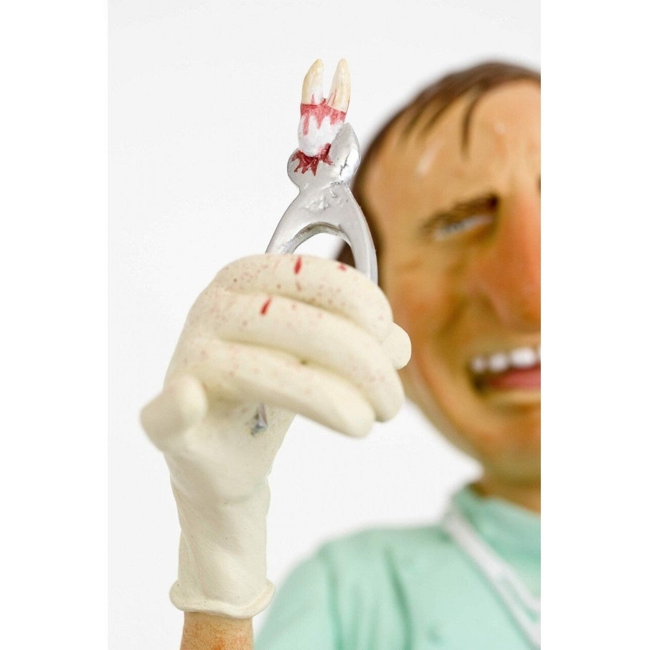 FO84005 Guilermo Forchino The Dentist, FO84005 – Forchino