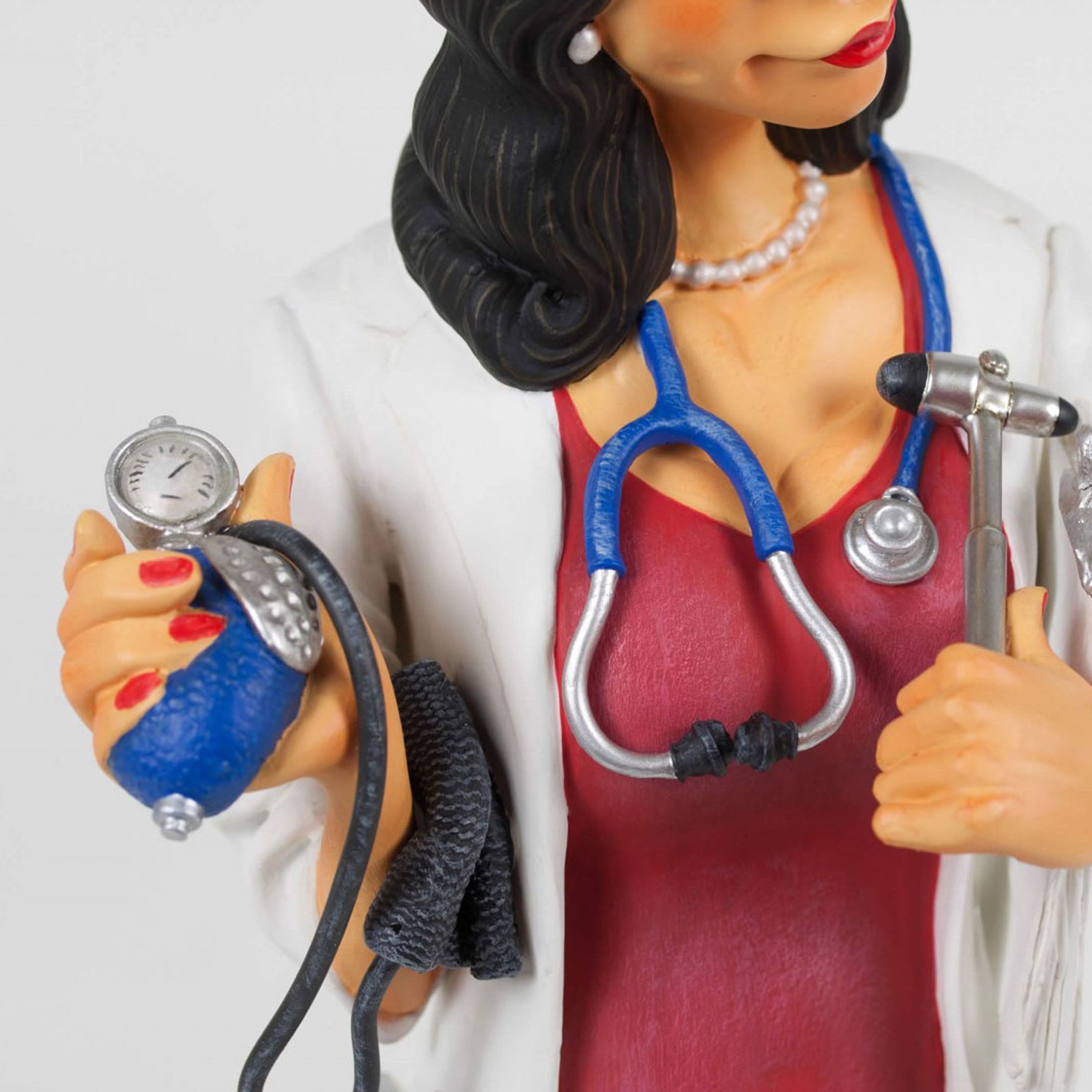 Madam Doctor – 100% Scale