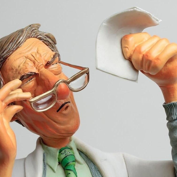FO85521 Guillermo Forchino The Pharmacist | Curios & Collectibles