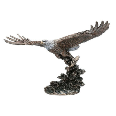 Large Bald Eagle Hunting Salmon Statue.Large American Eagle Statue