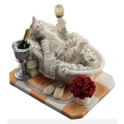 Luxurious Cat Figurine