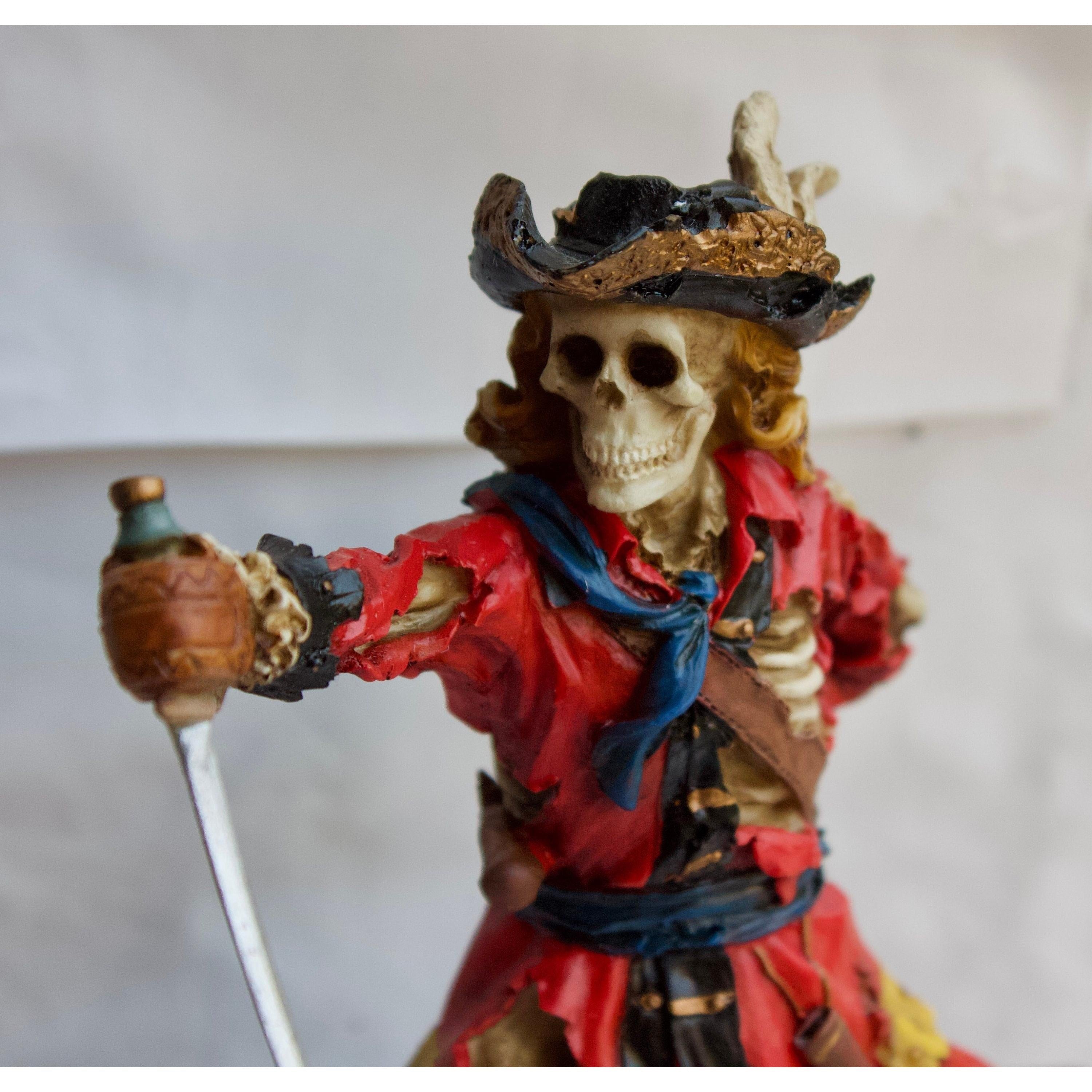 Skeleton Pirate Captain | Figurines & Statues | Home Decor