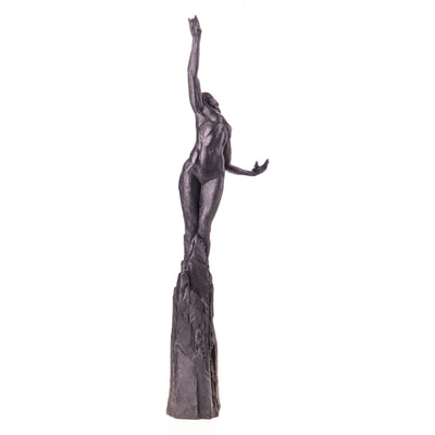 Polyresin figure of modern female nude | Handcrafted Resin Decor
