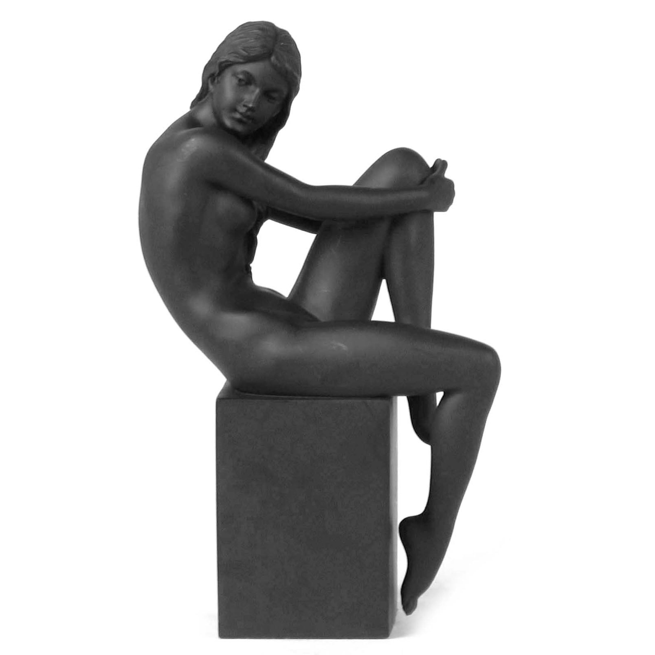 Nude Female On Plinth75914 (Black)