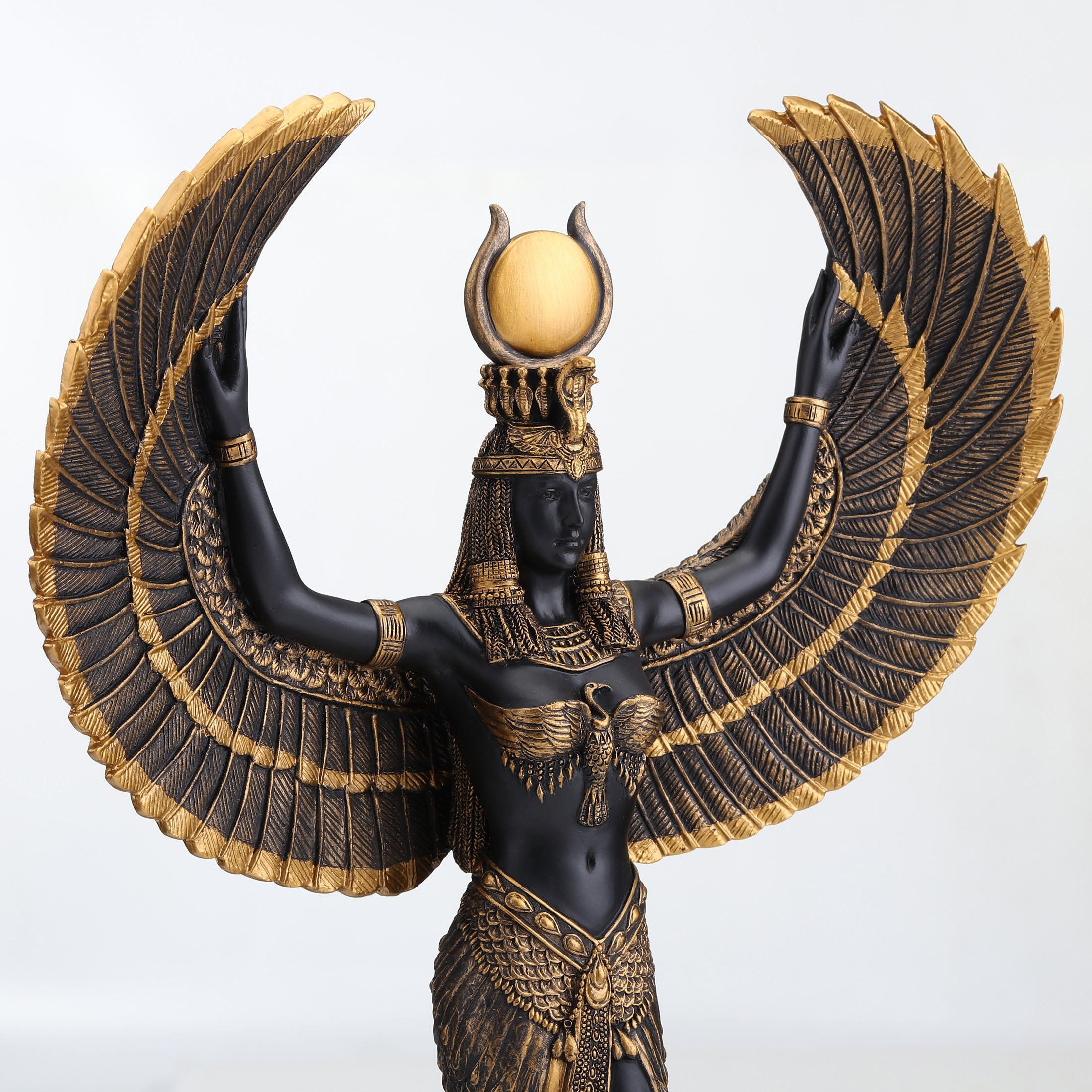 Isis The Egyptian Goddess Of Magic And Wisdom