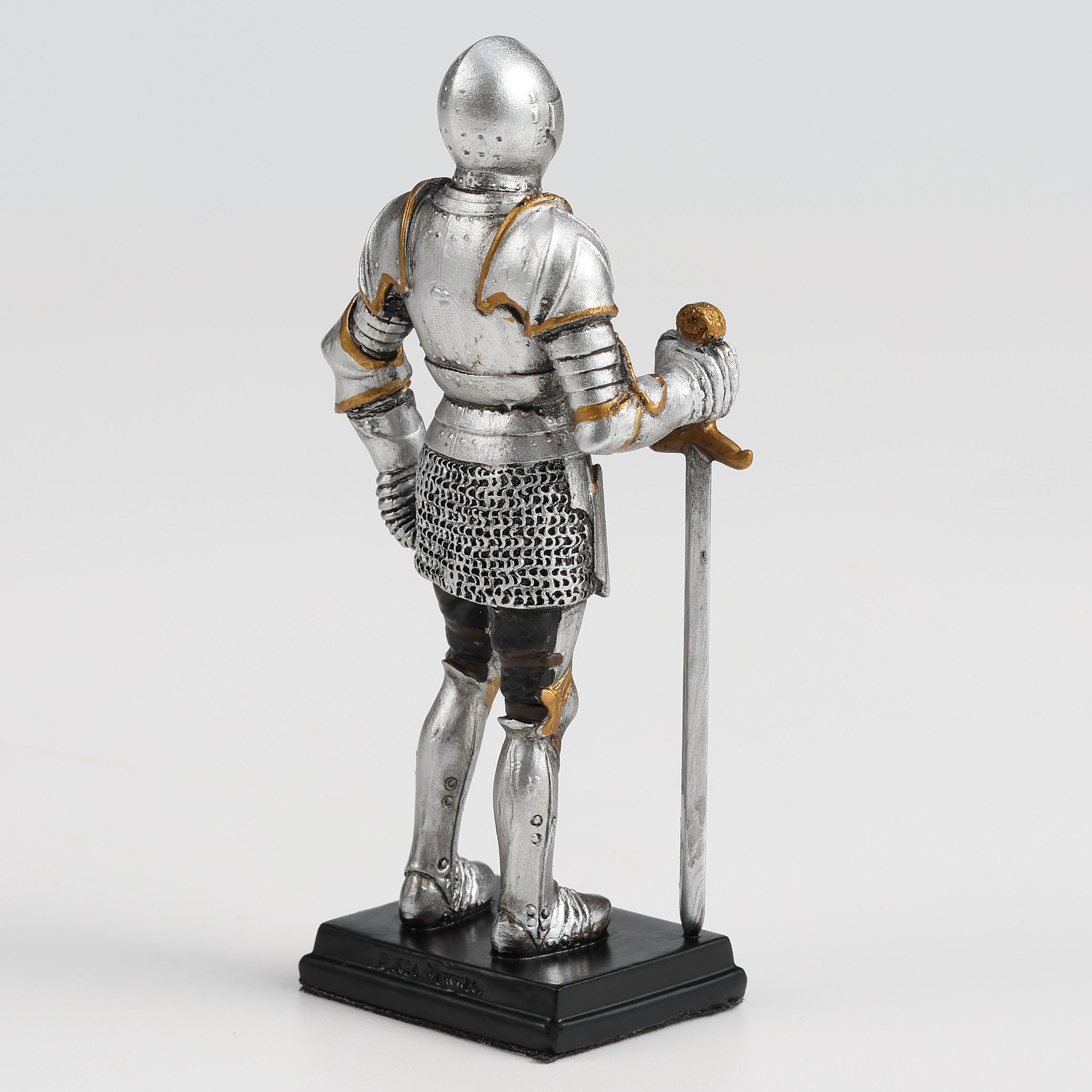 Medieval Knight Armor Sword Stance (Pack of 12)