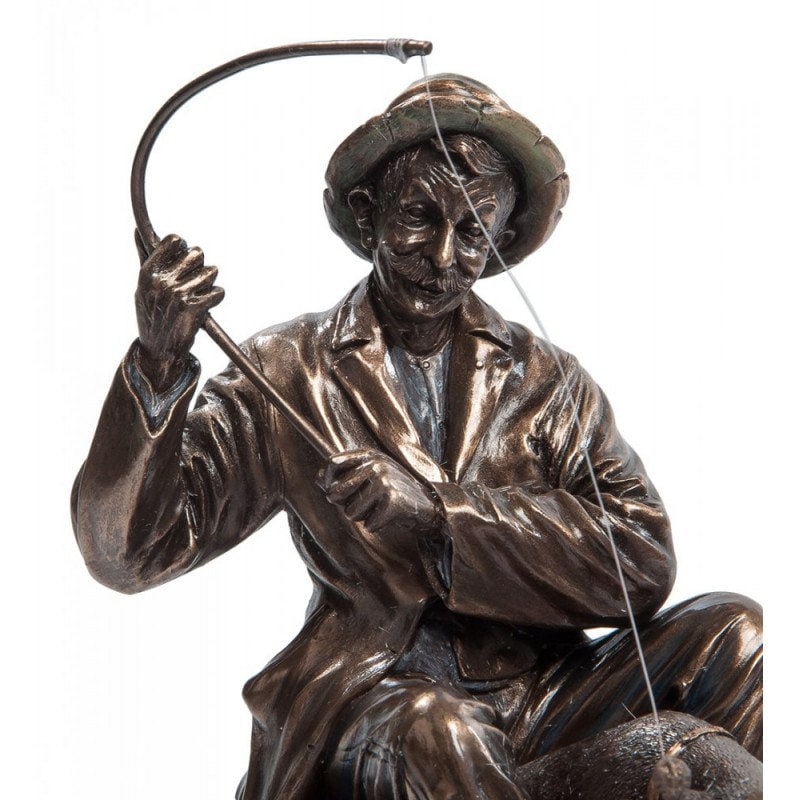 Fisherman Statue.Hunting With Dogs