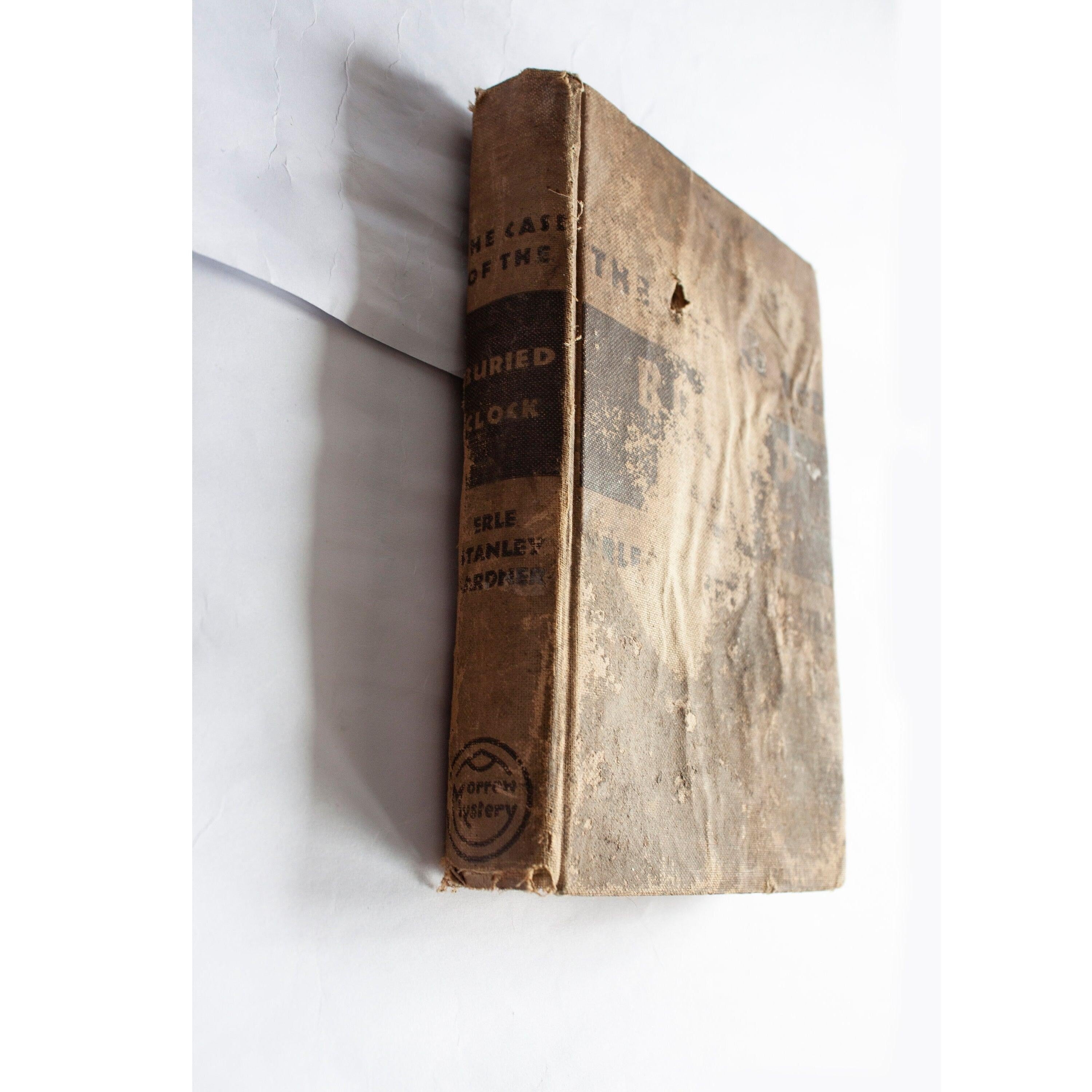 1943 1ST Edition Erle Stanley Gardner.The Case of The Buried Clock