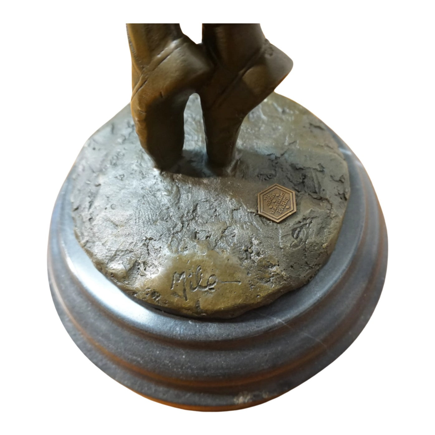 Graceful Ballet Dancer | Handcrafted Bronze Decor