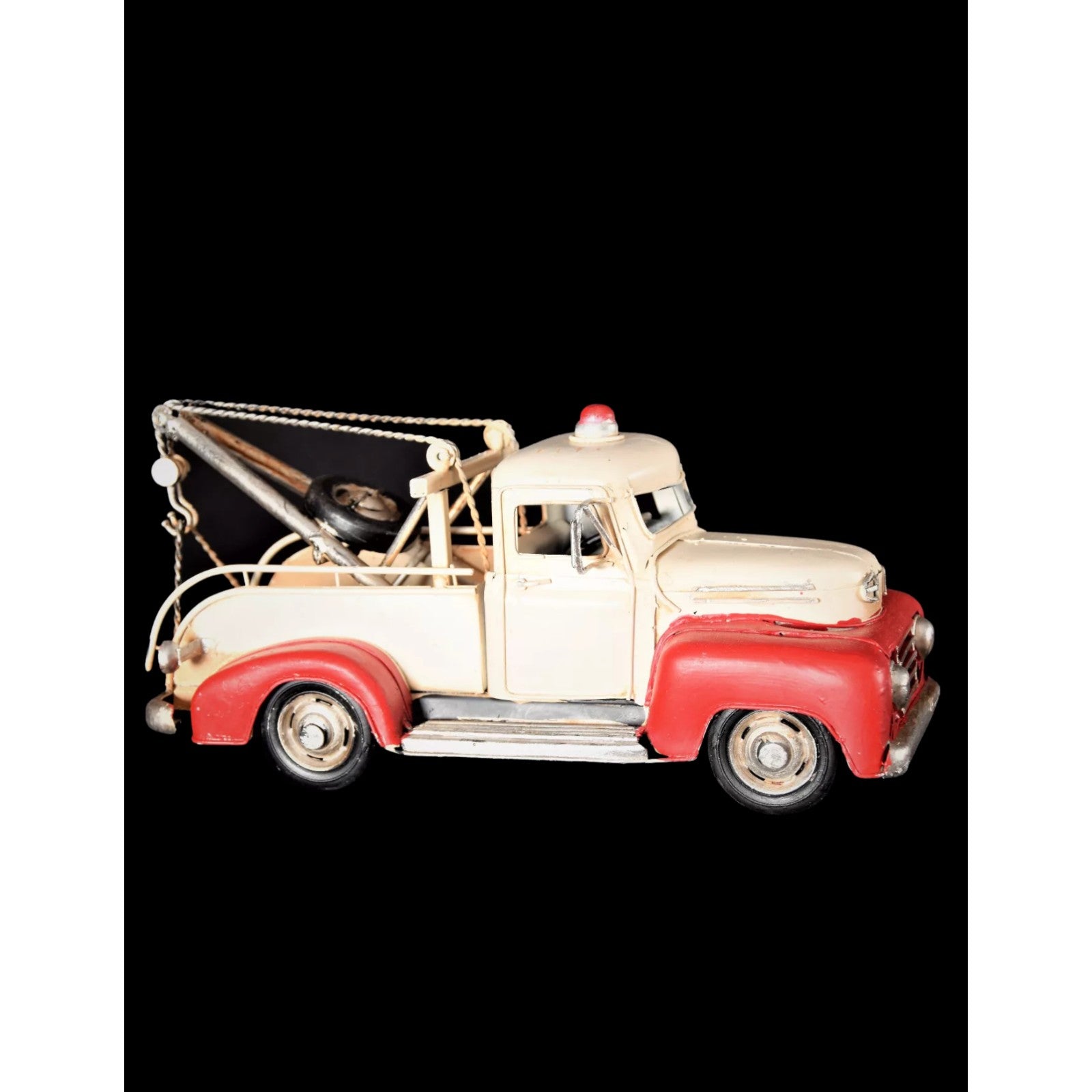 Tin Model of a Tow Truck | Tin & Model Collectibles | Home Decor