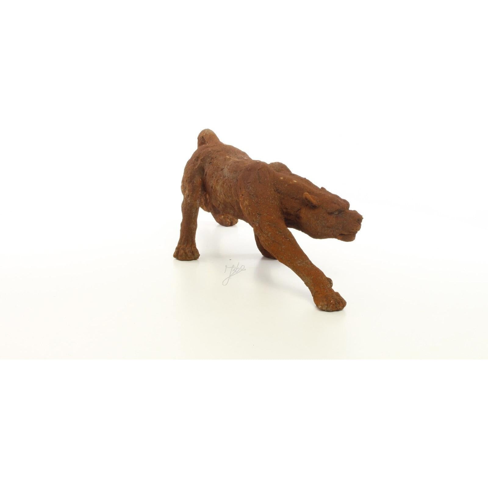 Rustic Resin Panther Sculpture – Garden or Indoor Decor