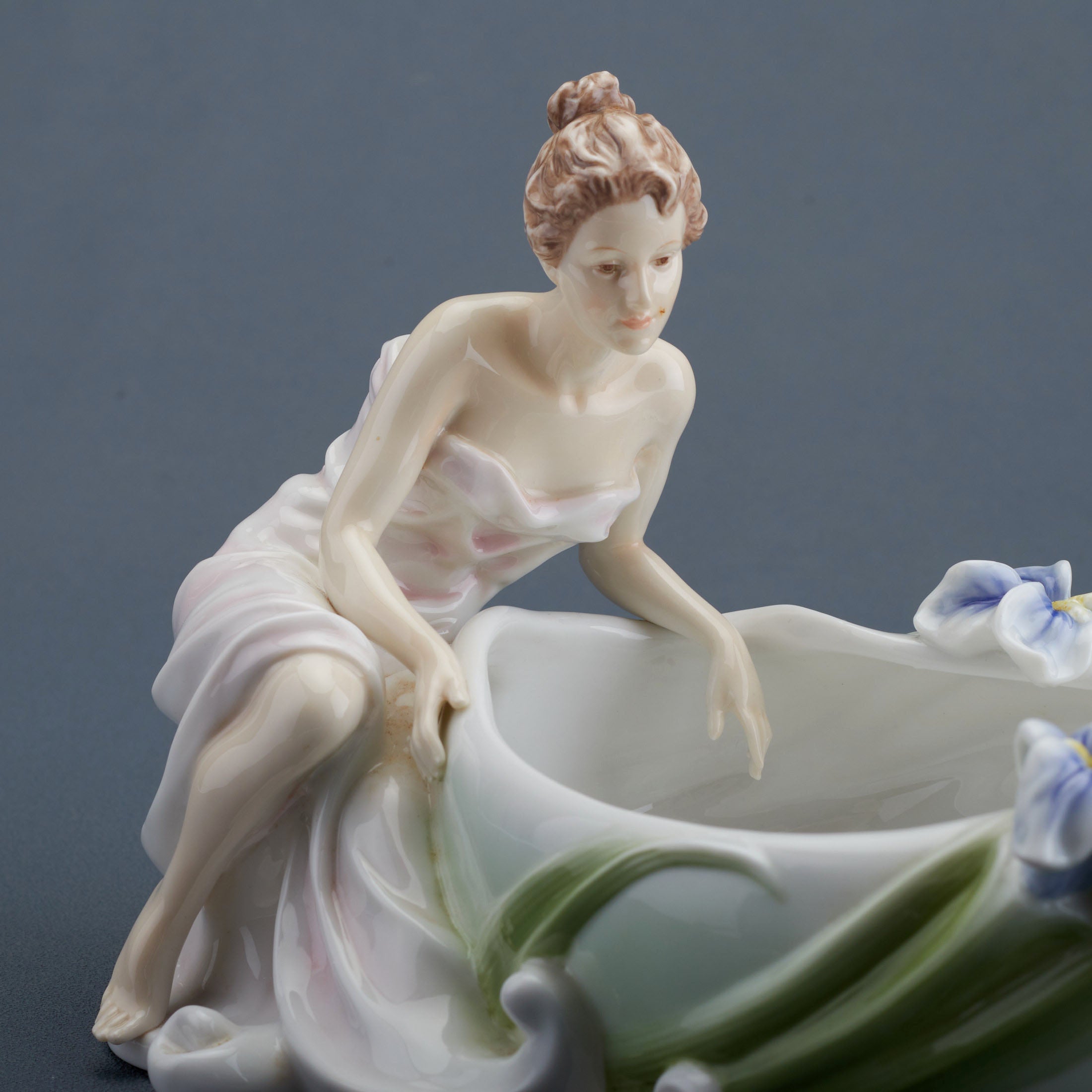 Maiden and Iris Dish