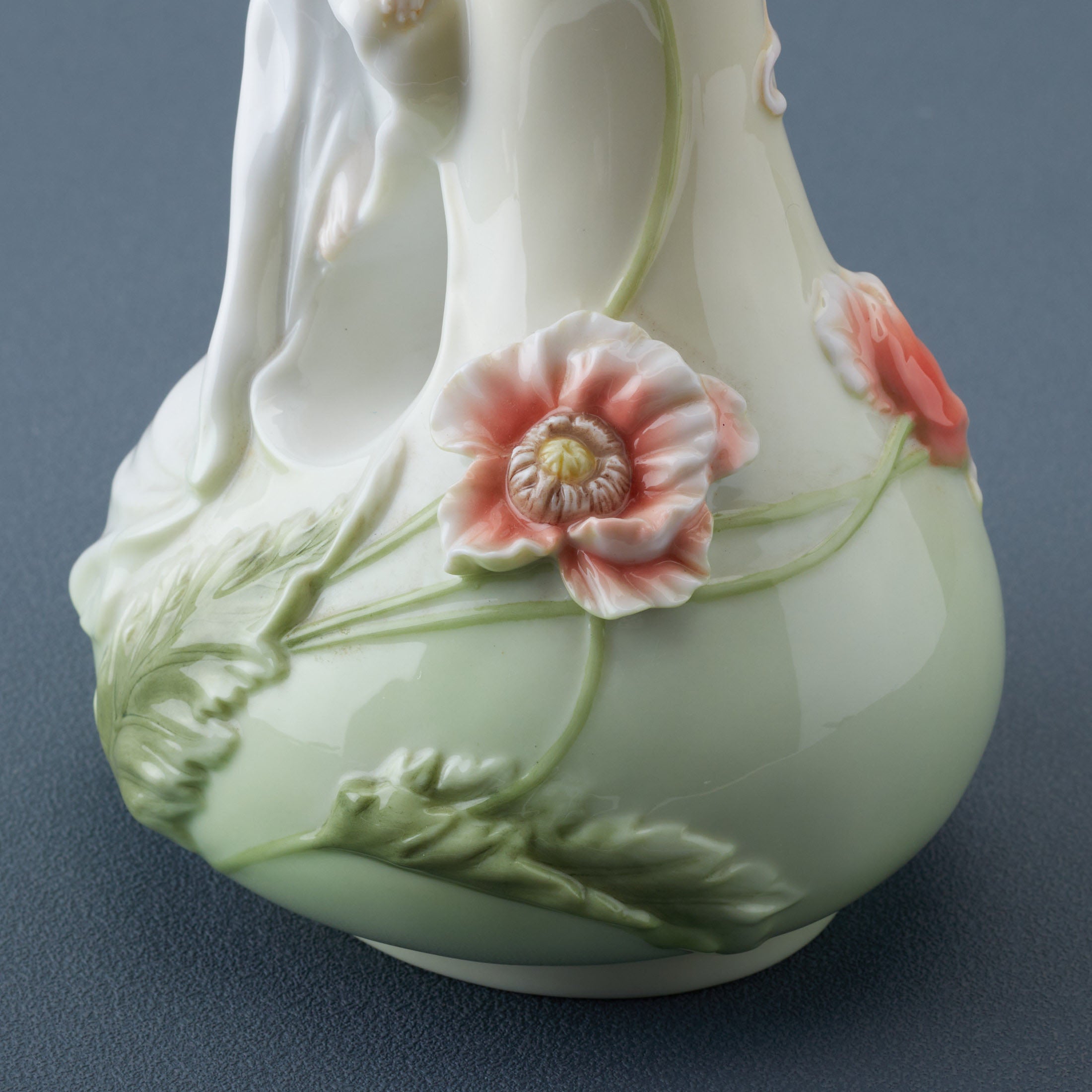 Maiden and Poppy Peek Through Vase