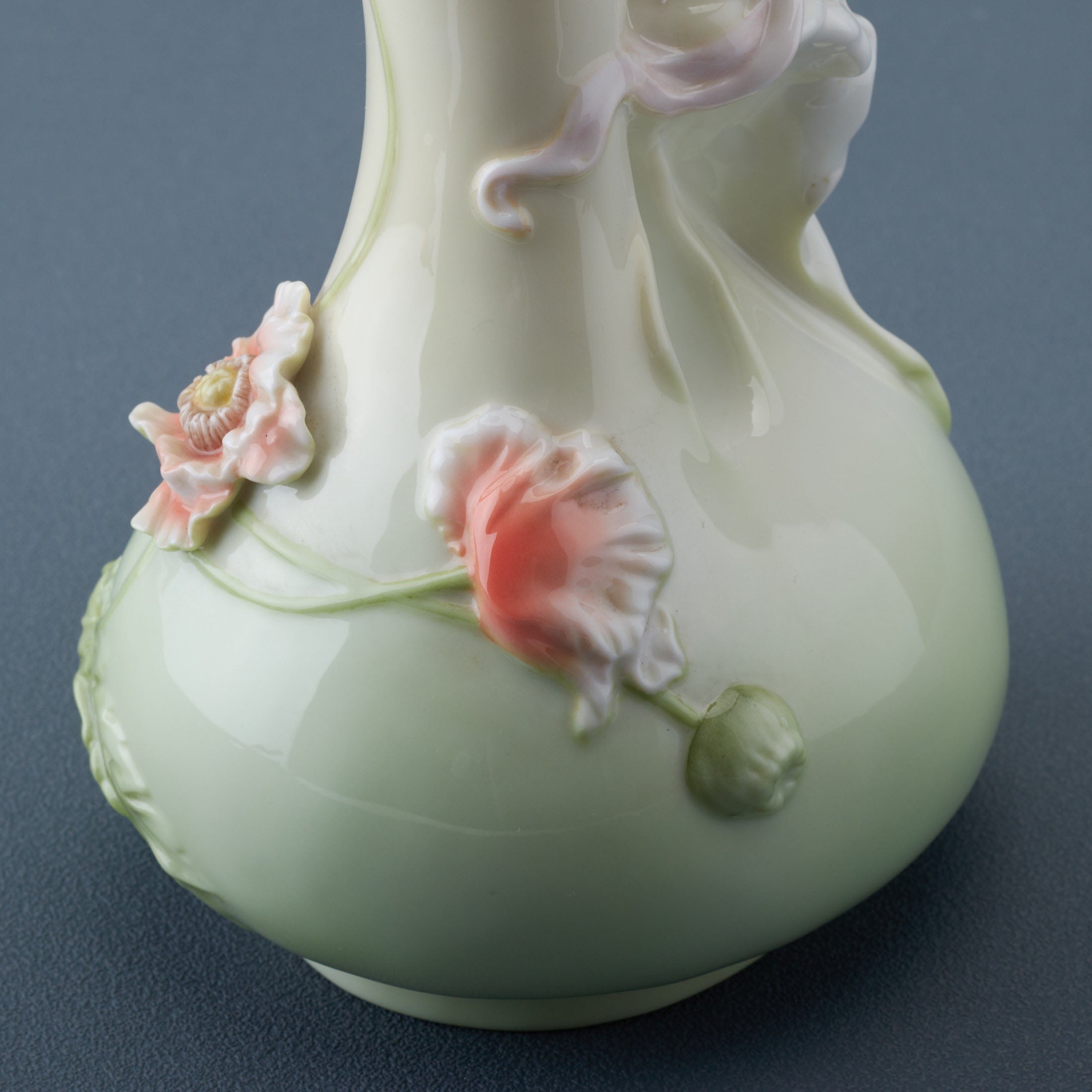 Maiden and Poppy Peek Through Vase