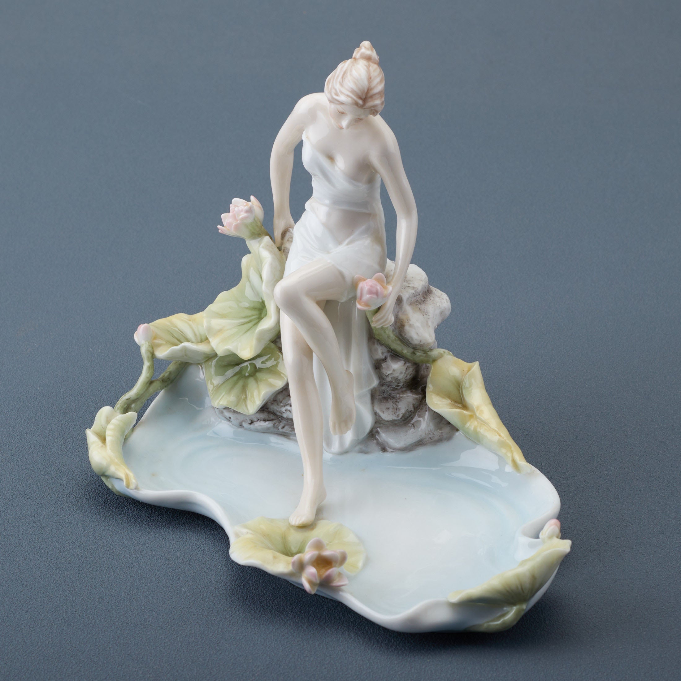 Lotus Pond Maiden Tray