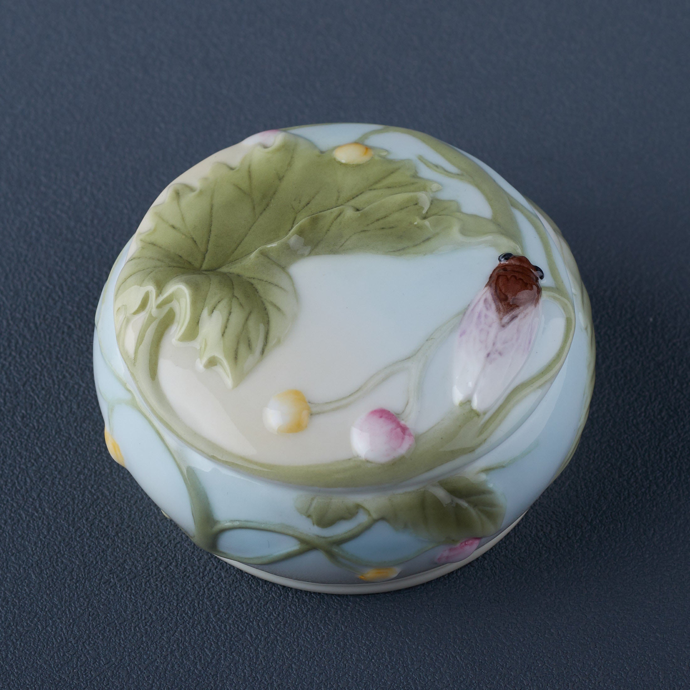 Cicada Trinket Box