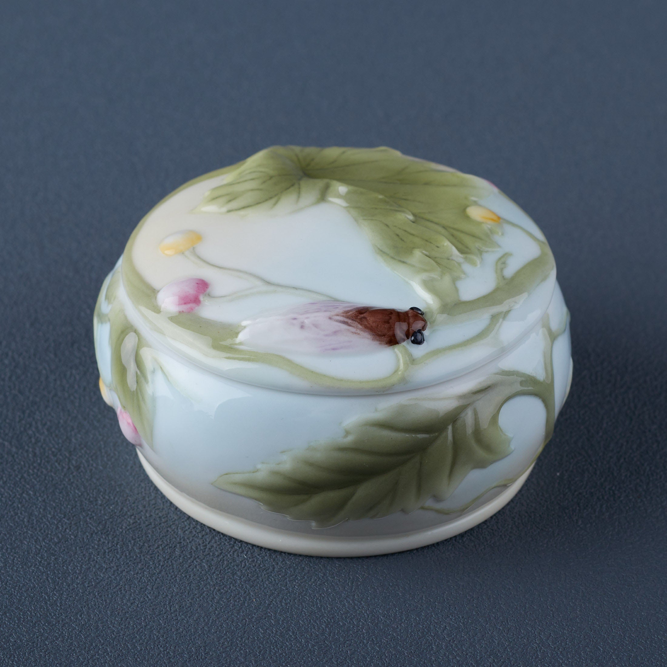 Cicada Trinket Box