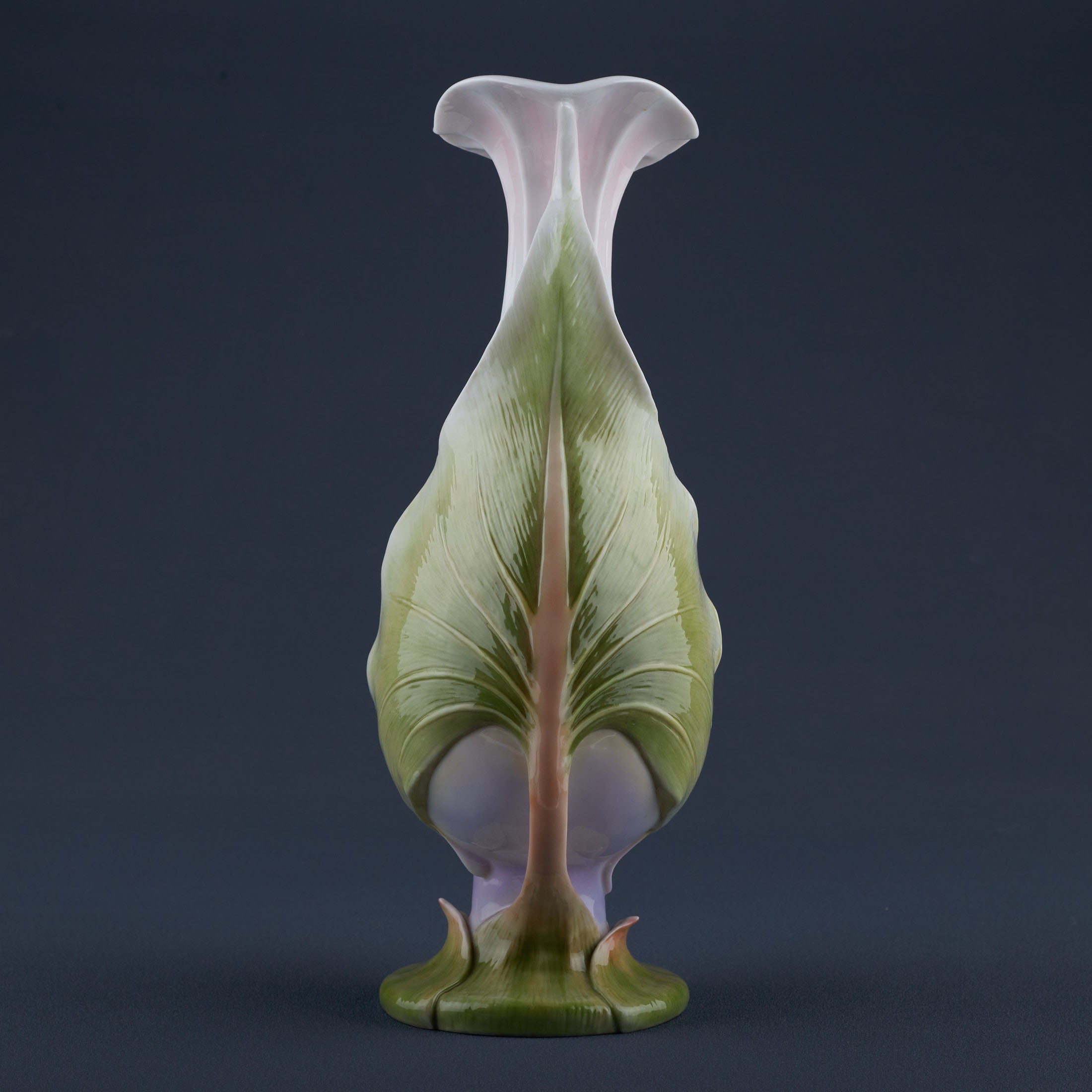 Dual Wrapping Lotus Leaves Vase