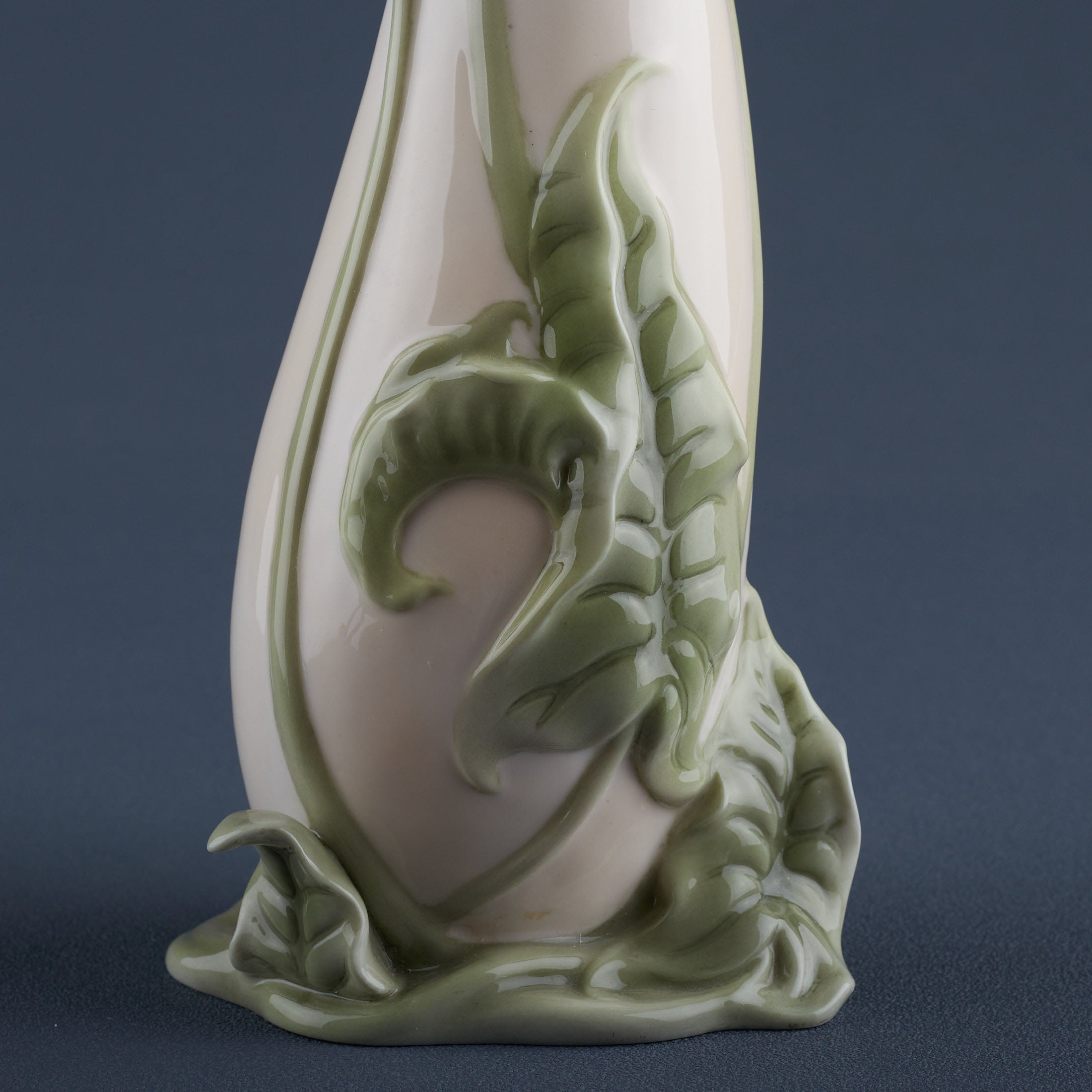 4 Calla Lily Slim Vase