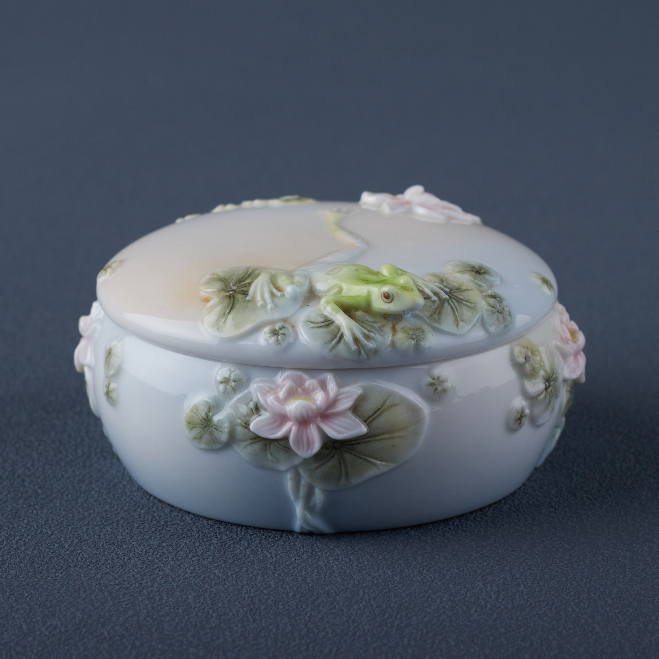 Frog and Water Lily Trinket Box