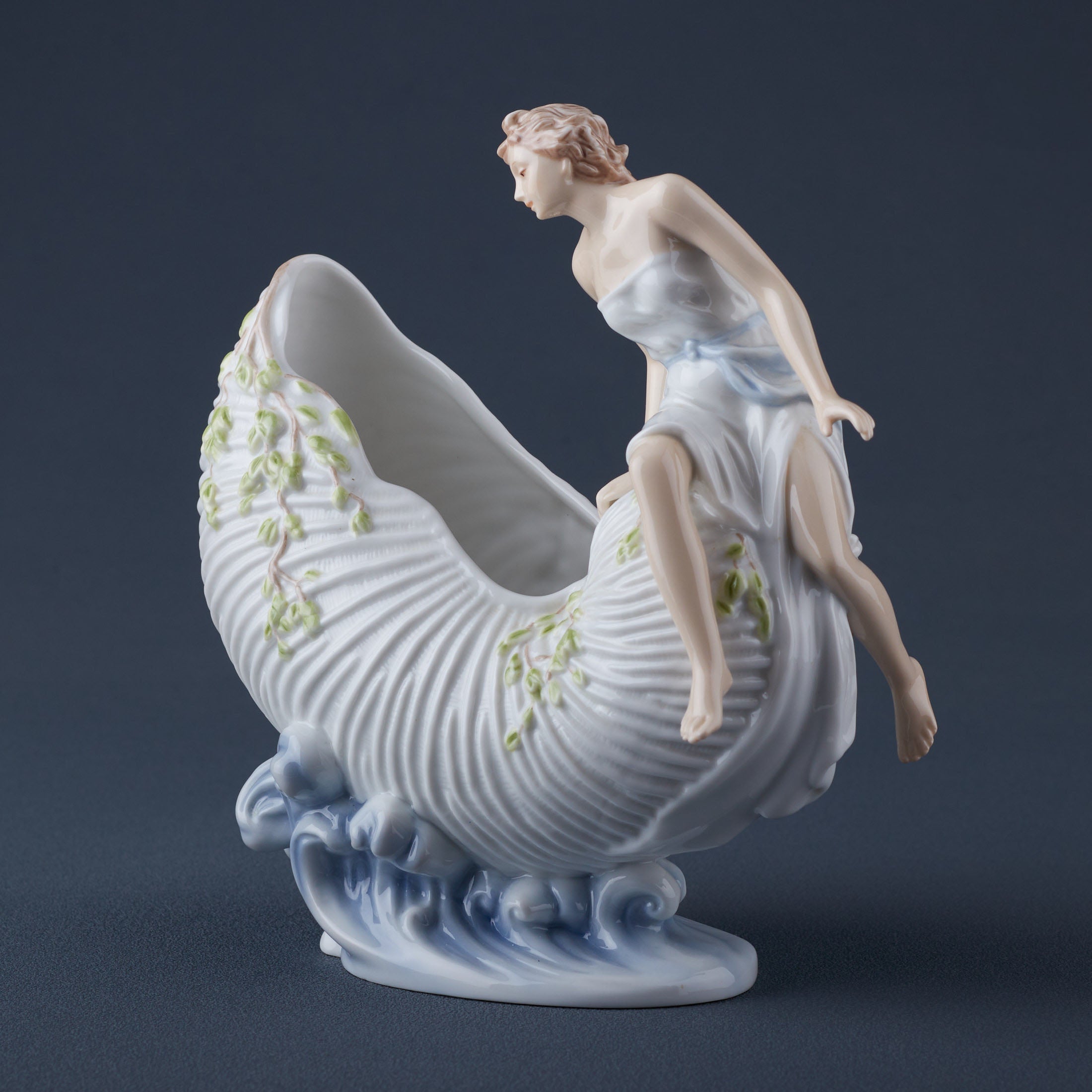 Woman On Argonaut Shell Sauce Train