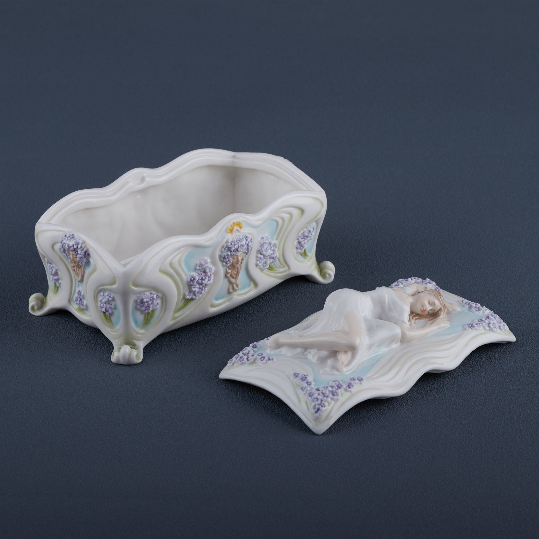 Sleeping Maiden W/Violet Trinket Box
