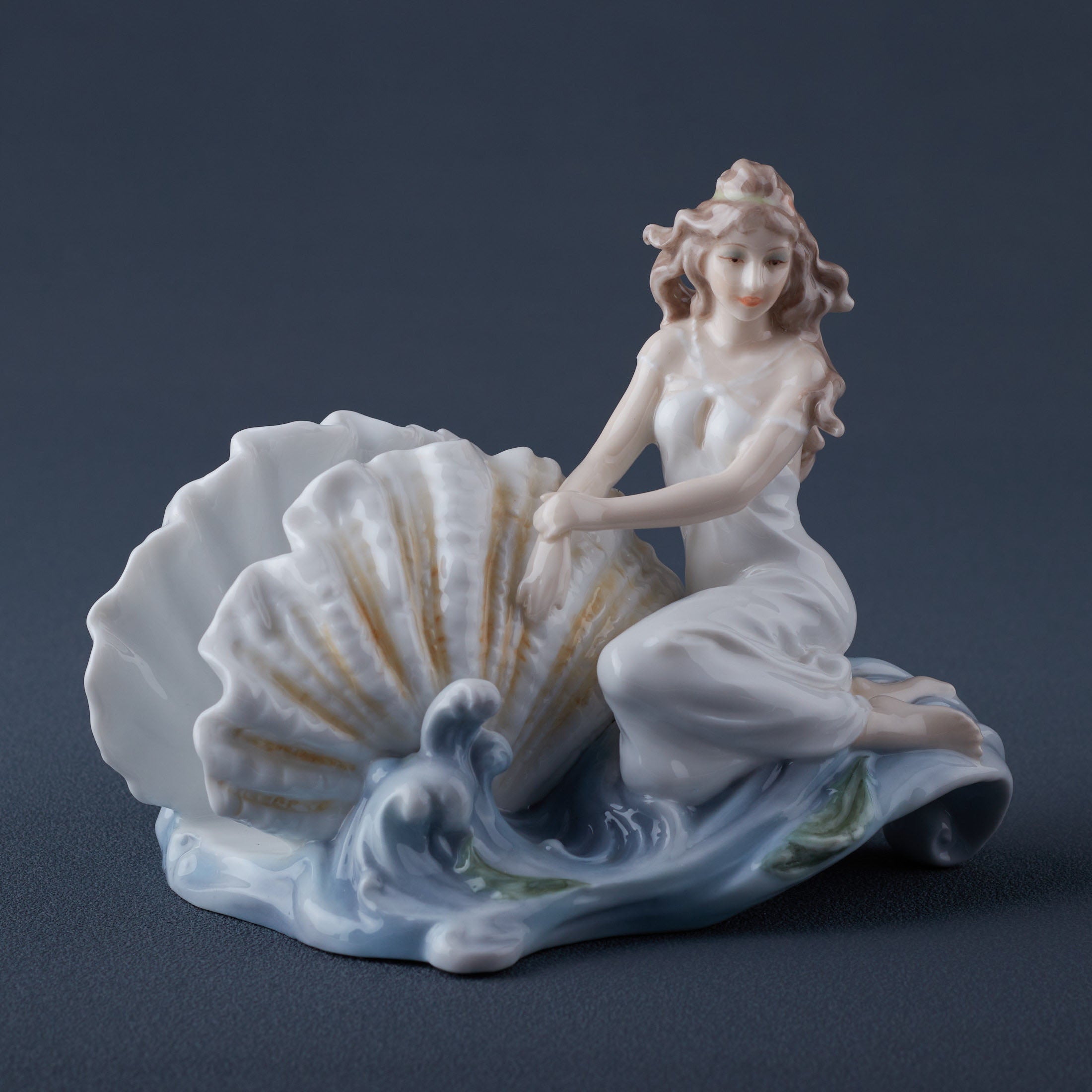 Woman and Shell On Wave Napkin Holder