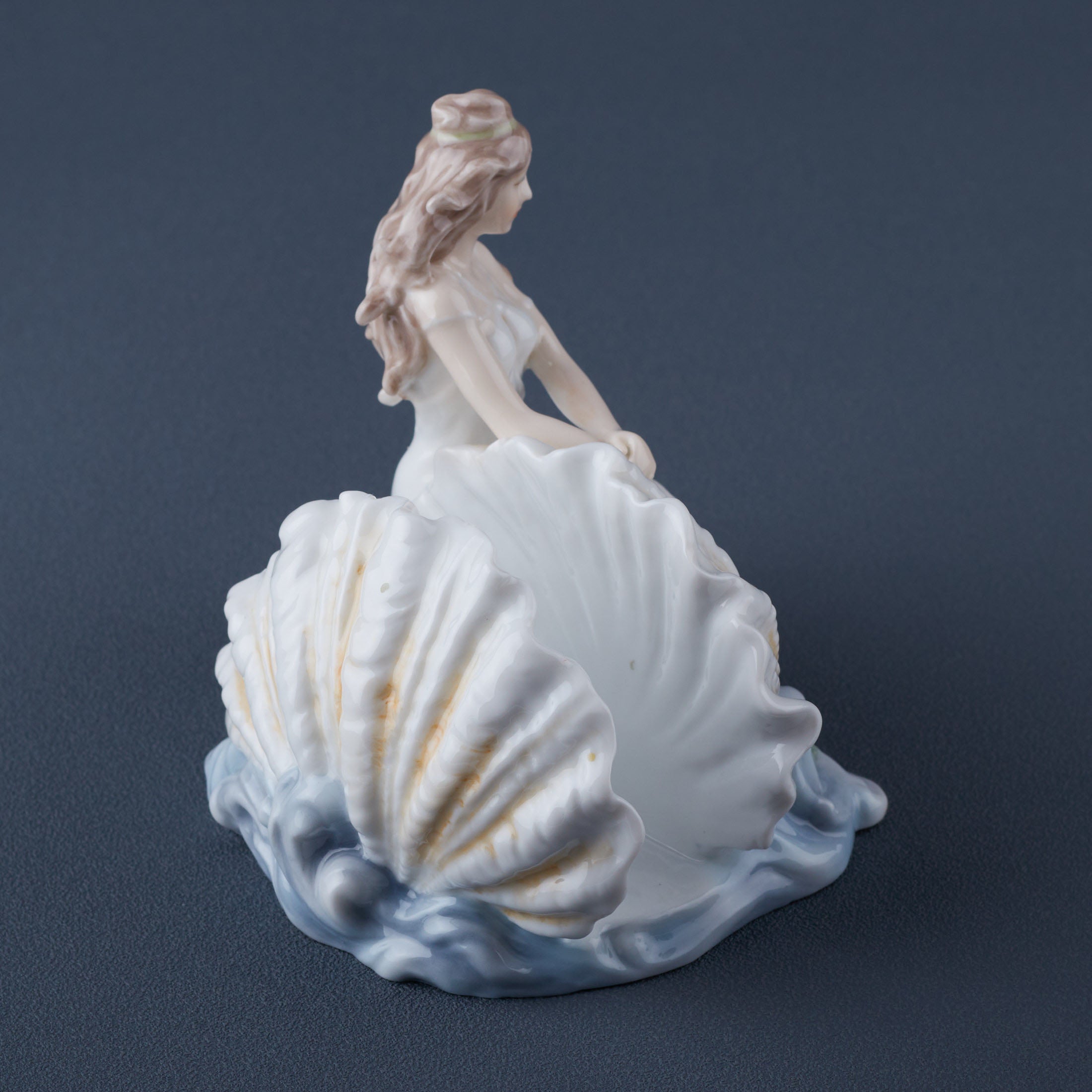 Woman and Shell On Wave Napkin Holder