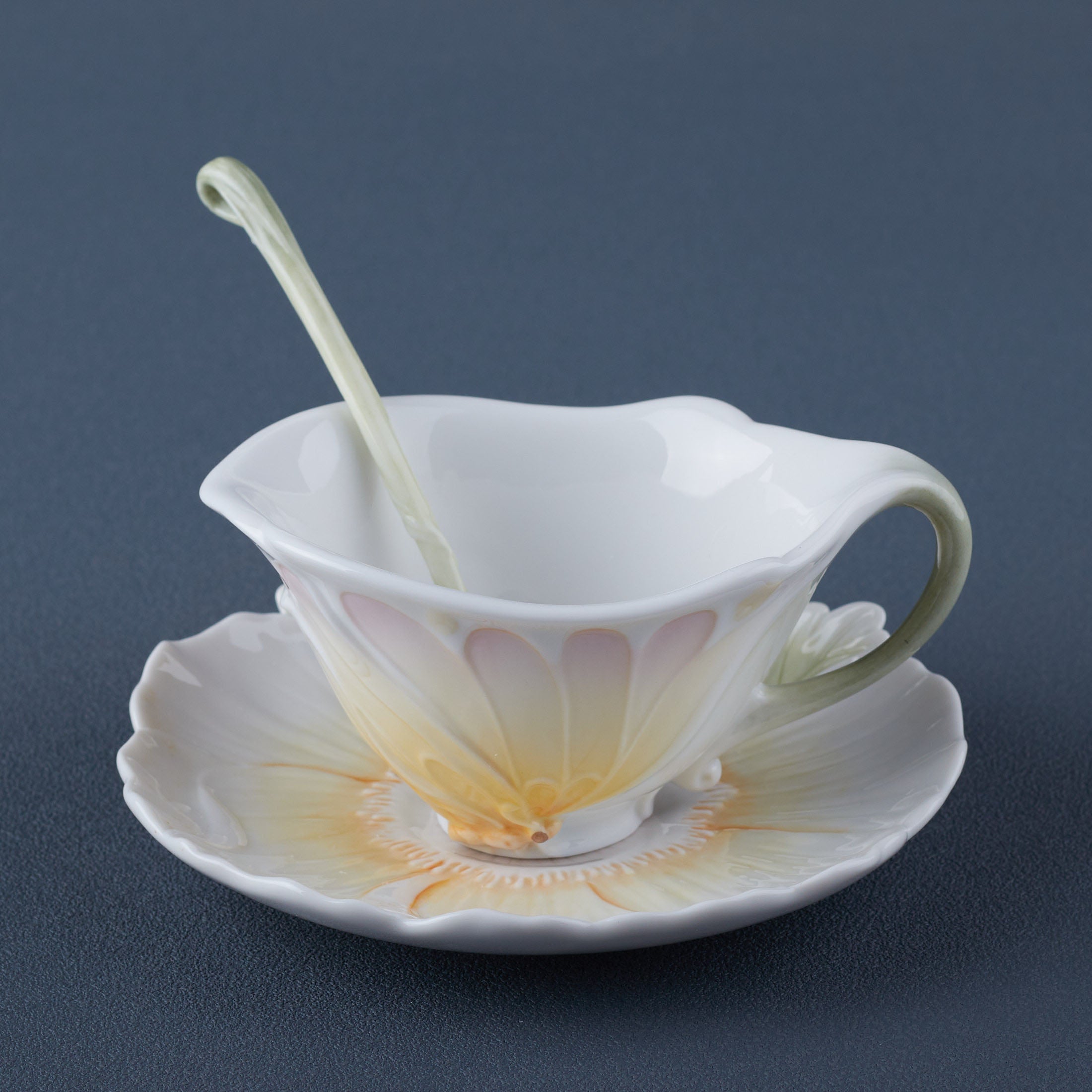 Freesia Coffee Cup Set With Spoon (Pink Flower)