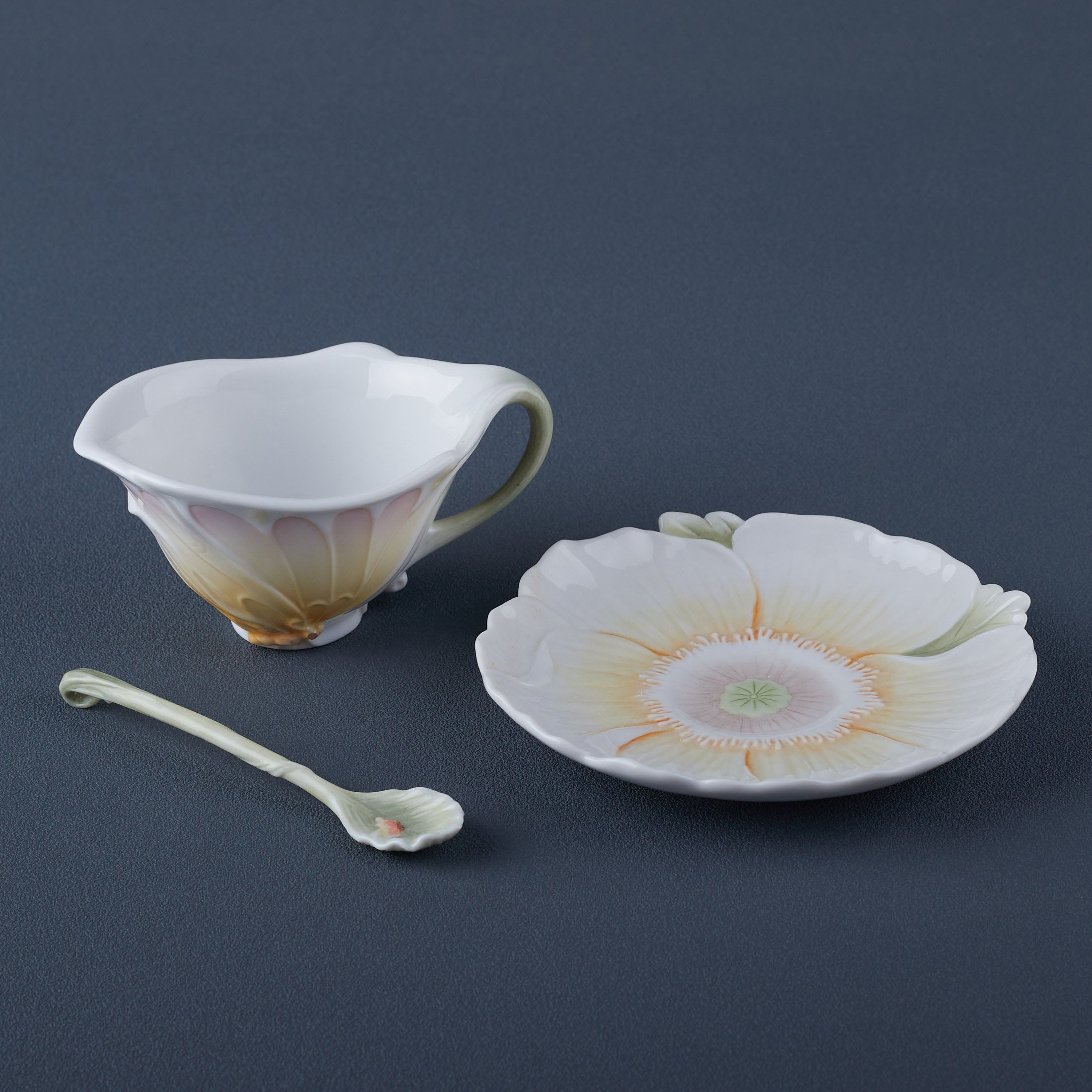 Freesia Coffee Cup Set With Spoon (Pink Flower)