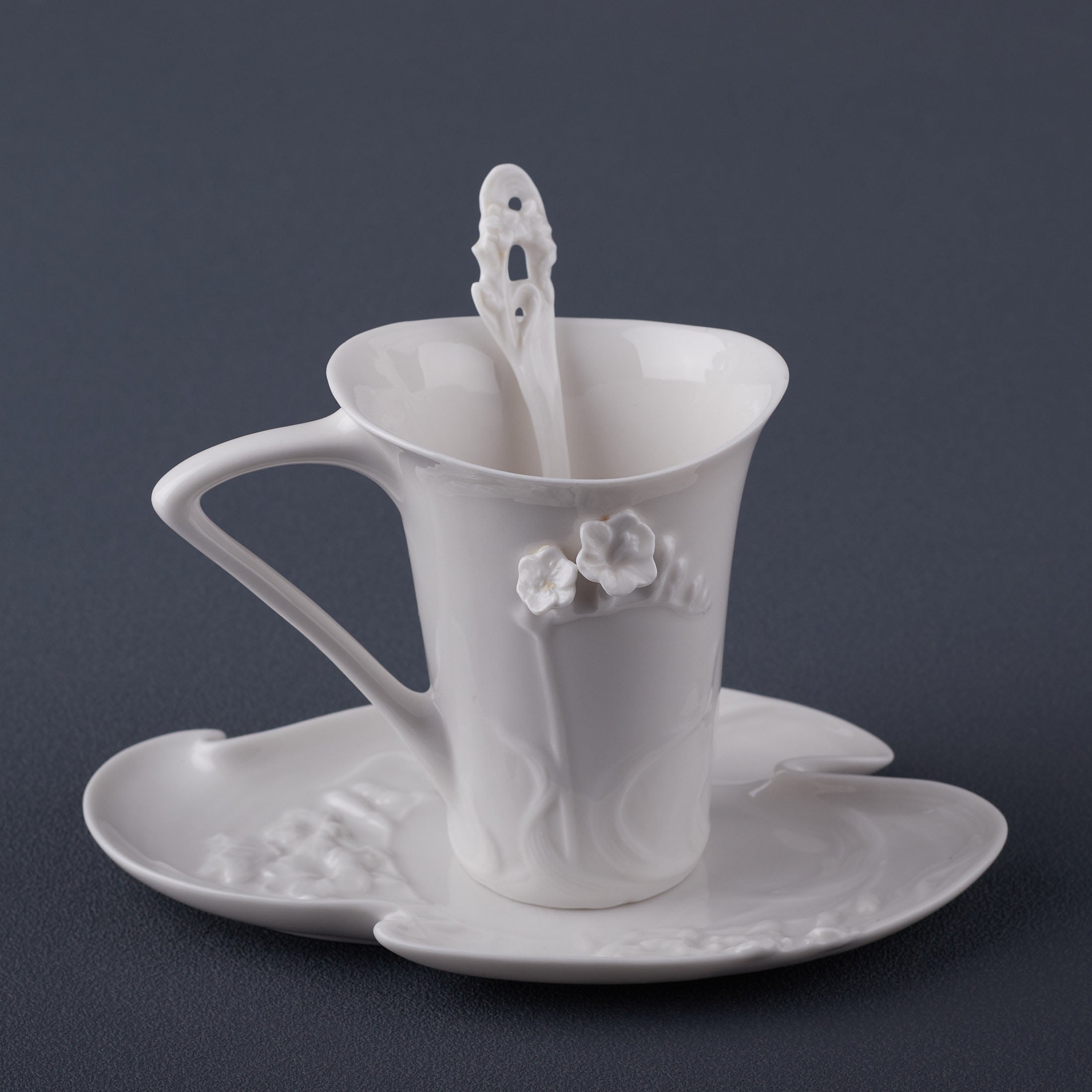Freesia Coffee Cup Set With Spoon (White)