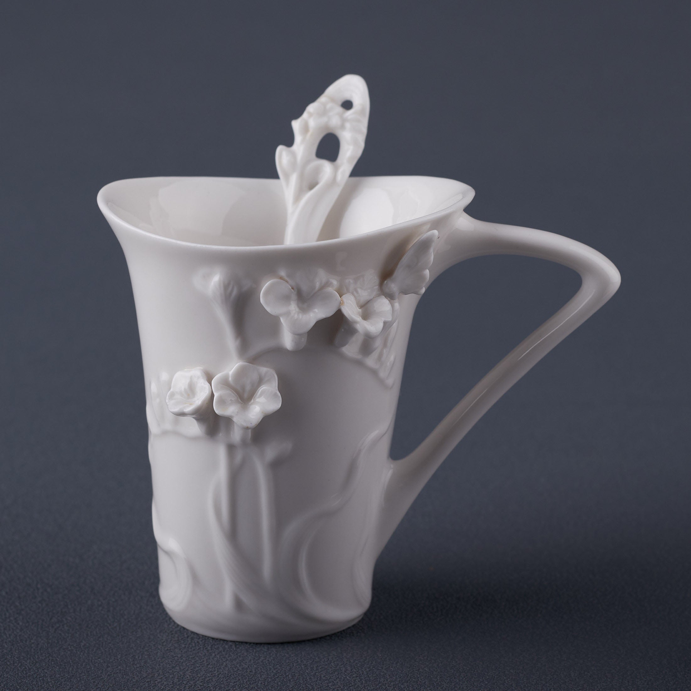 Freesia Coffee Cup Set With Spoon (White)