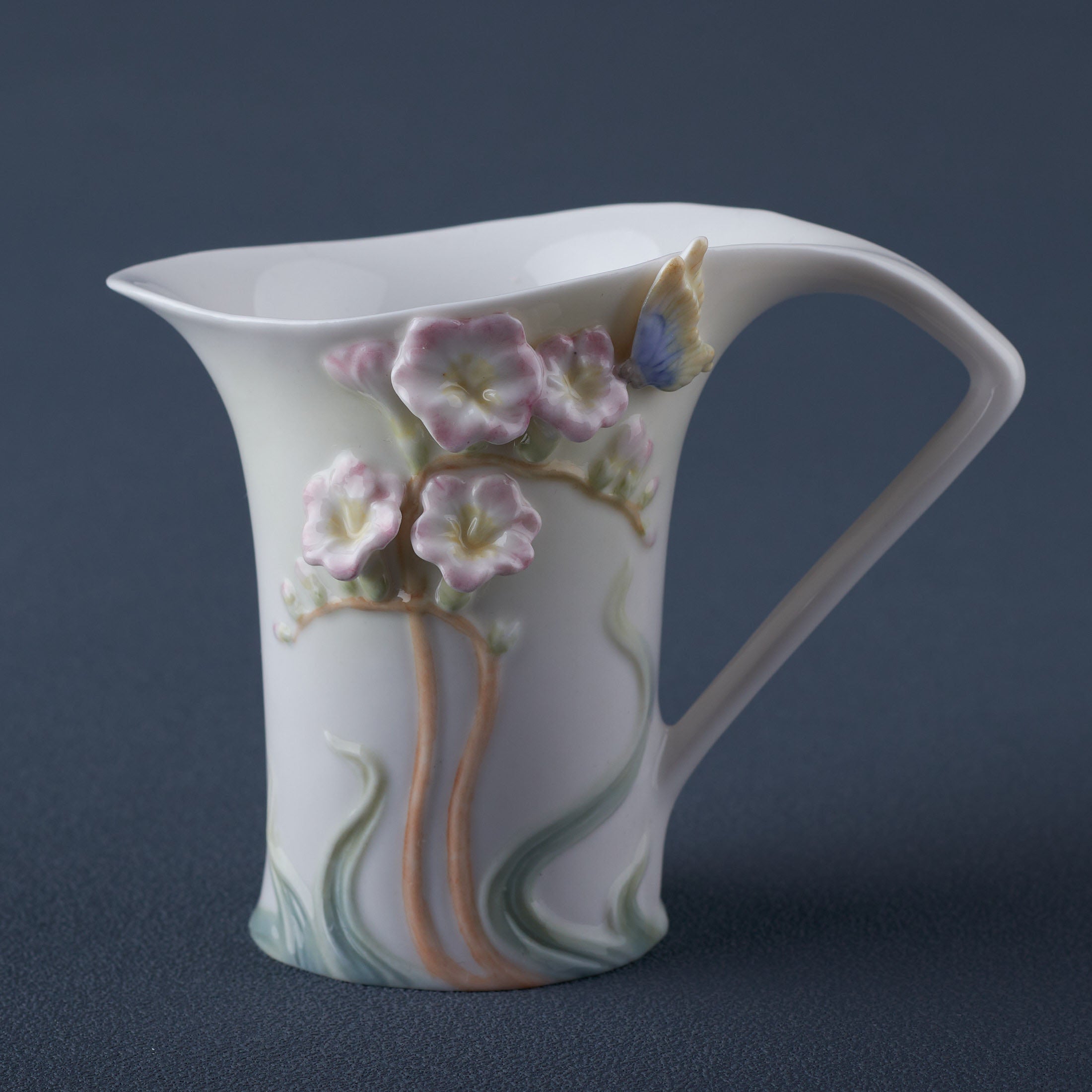 Freesia Creamer (Pink Flower)