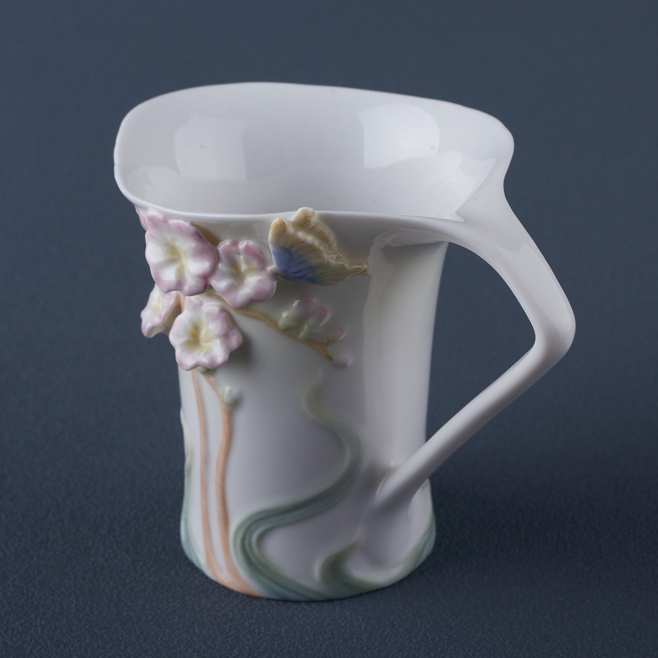 Freesia Creamer (Pink Flower)