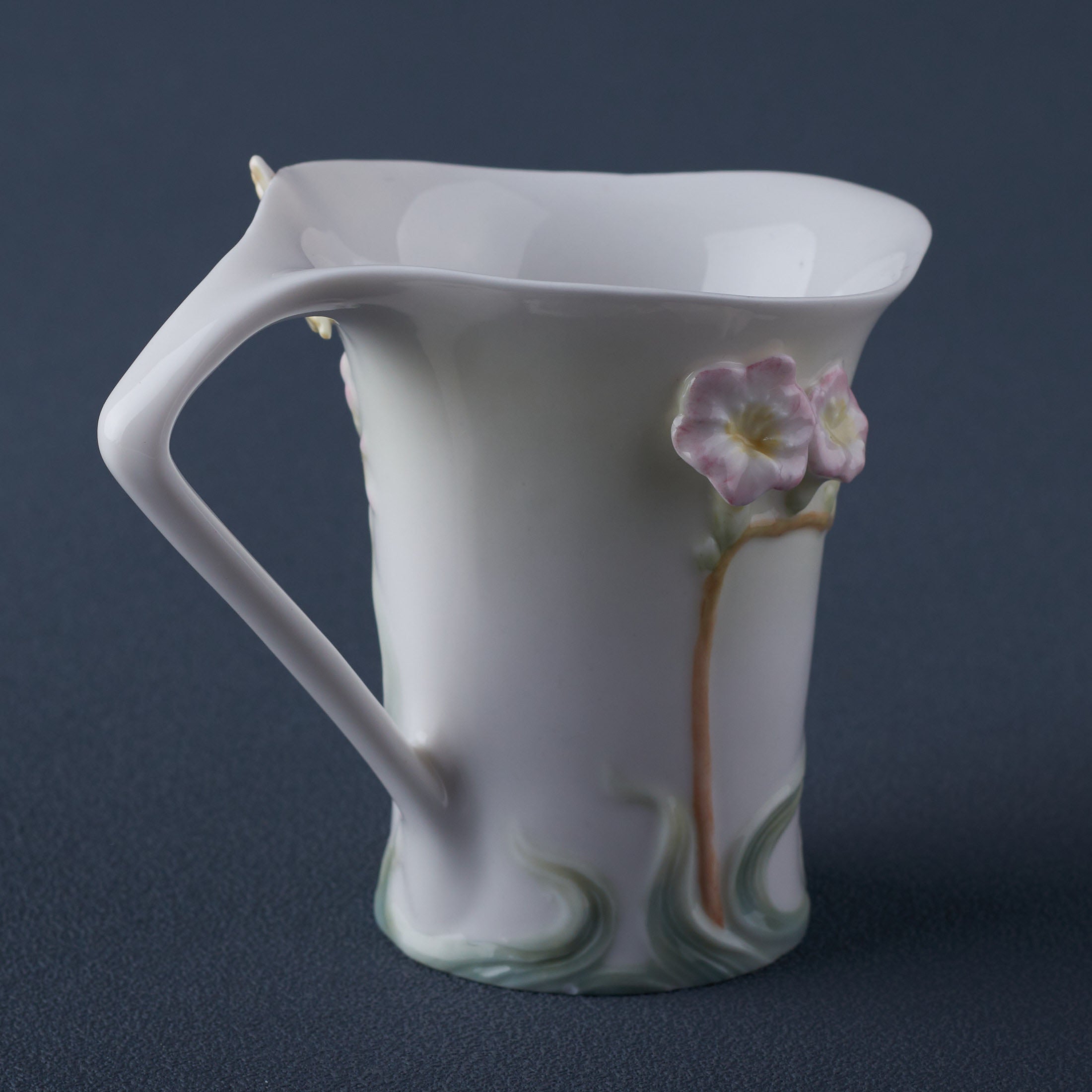 Freesia Creamer (Pink Flower)