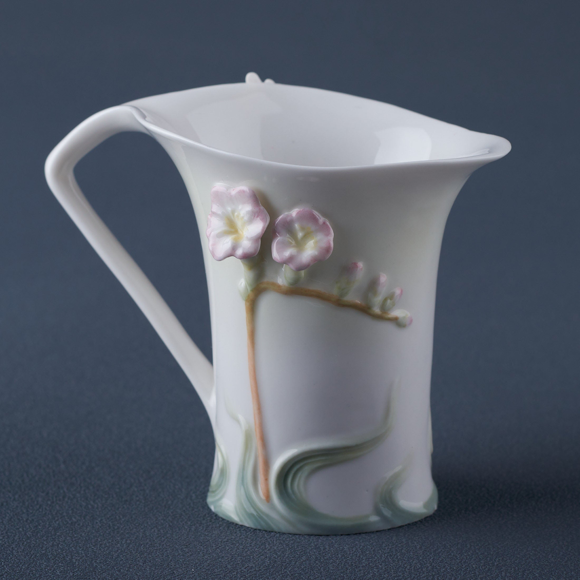 Freesia Creamer (Pink Flower)
