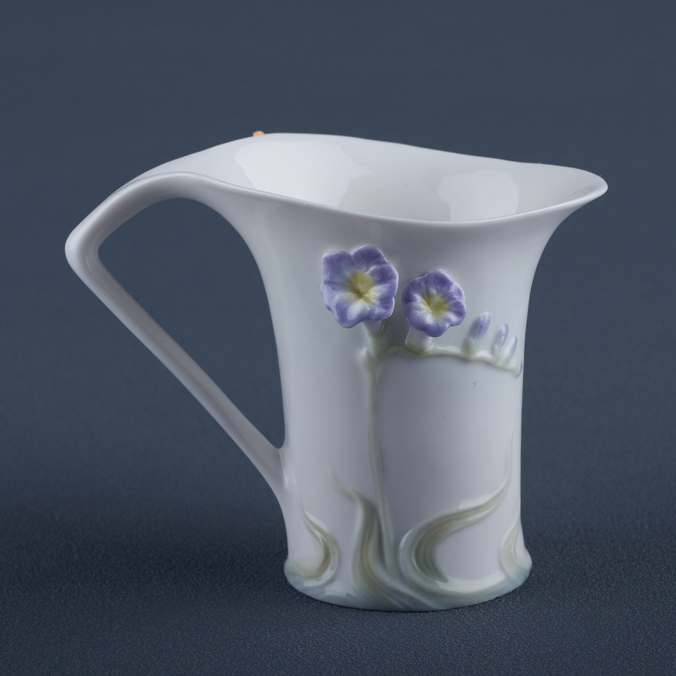 Freesia Creamer (Purple Flower)