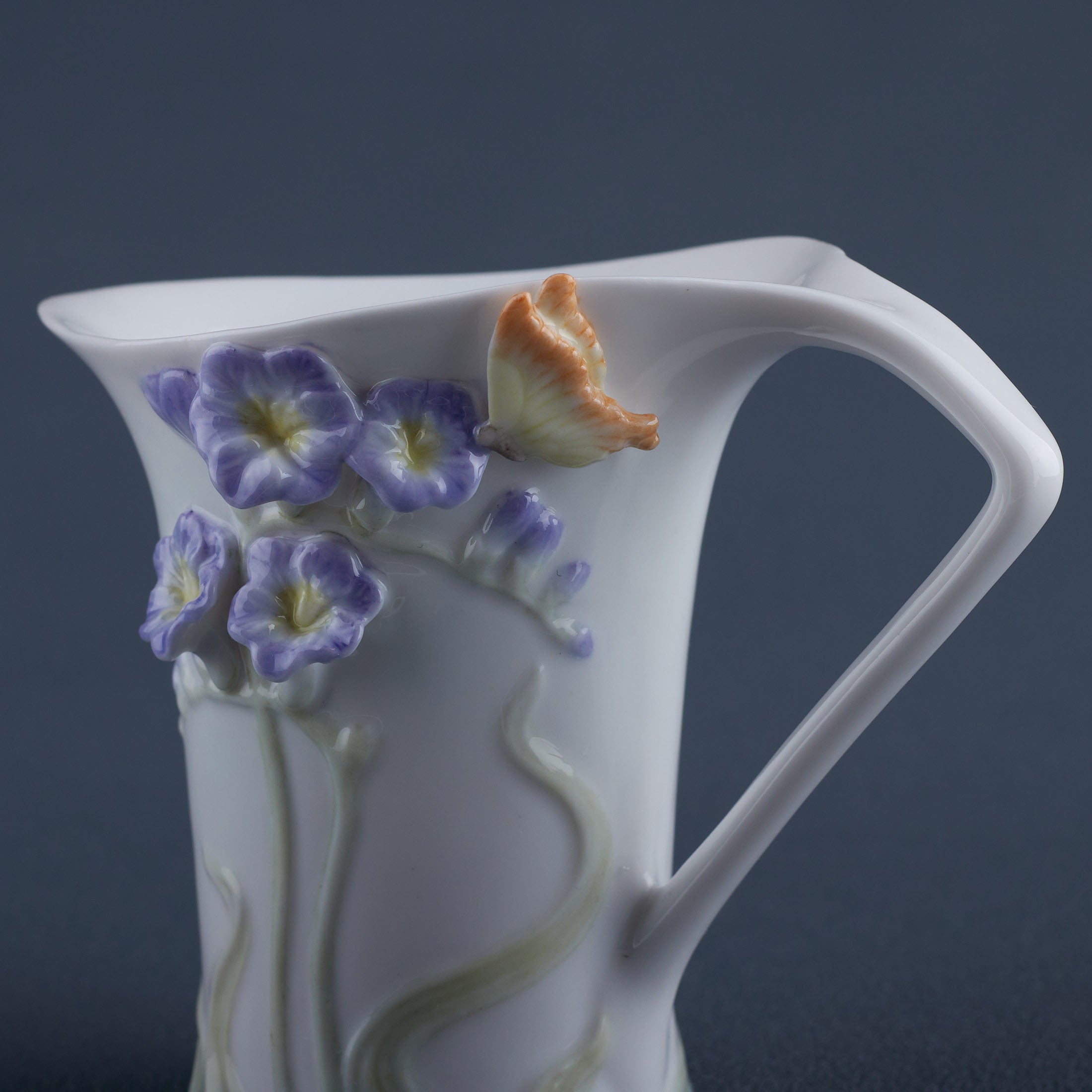 Freesia Creamer (Purple Flower)