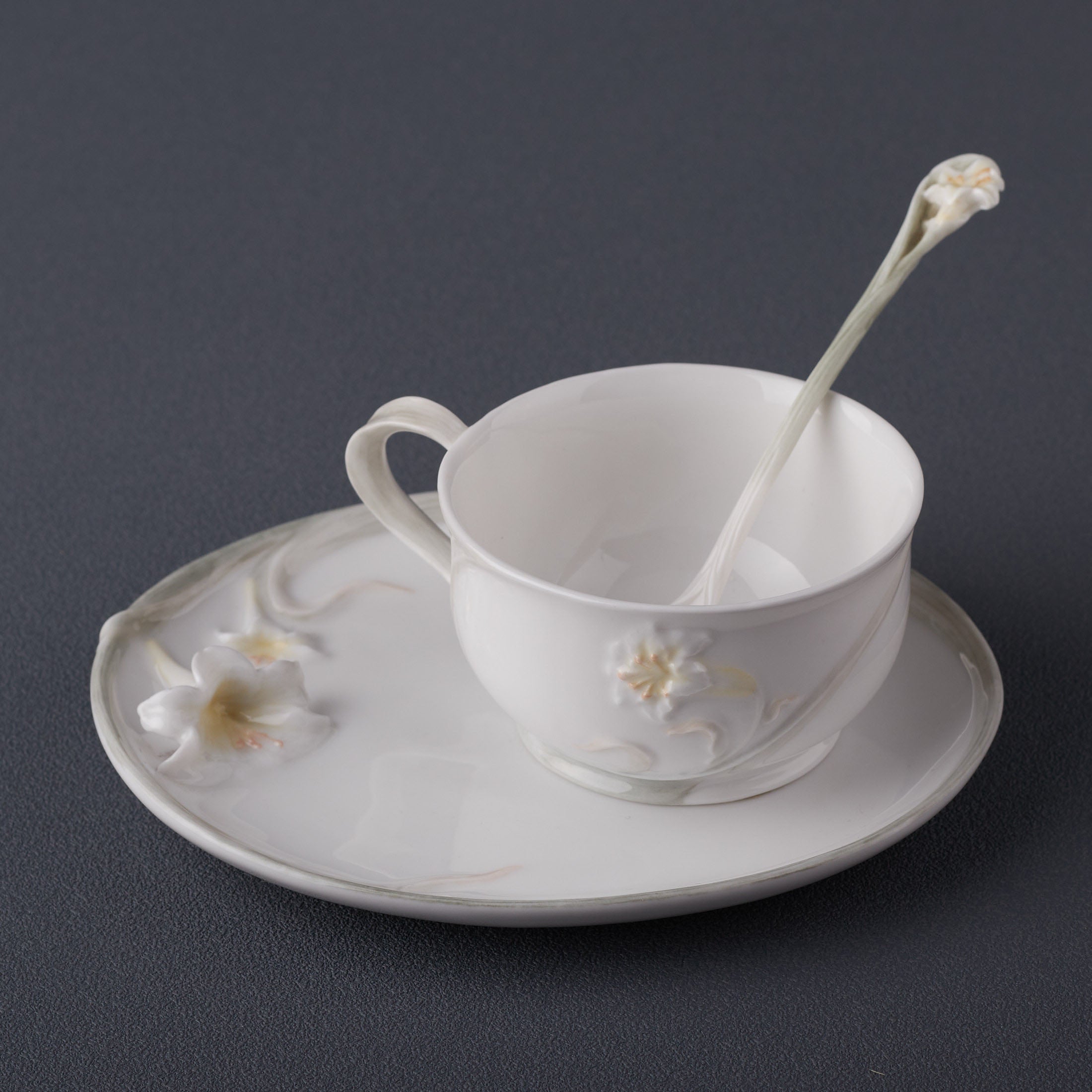 Lily Coffee Cup Set With Spoon