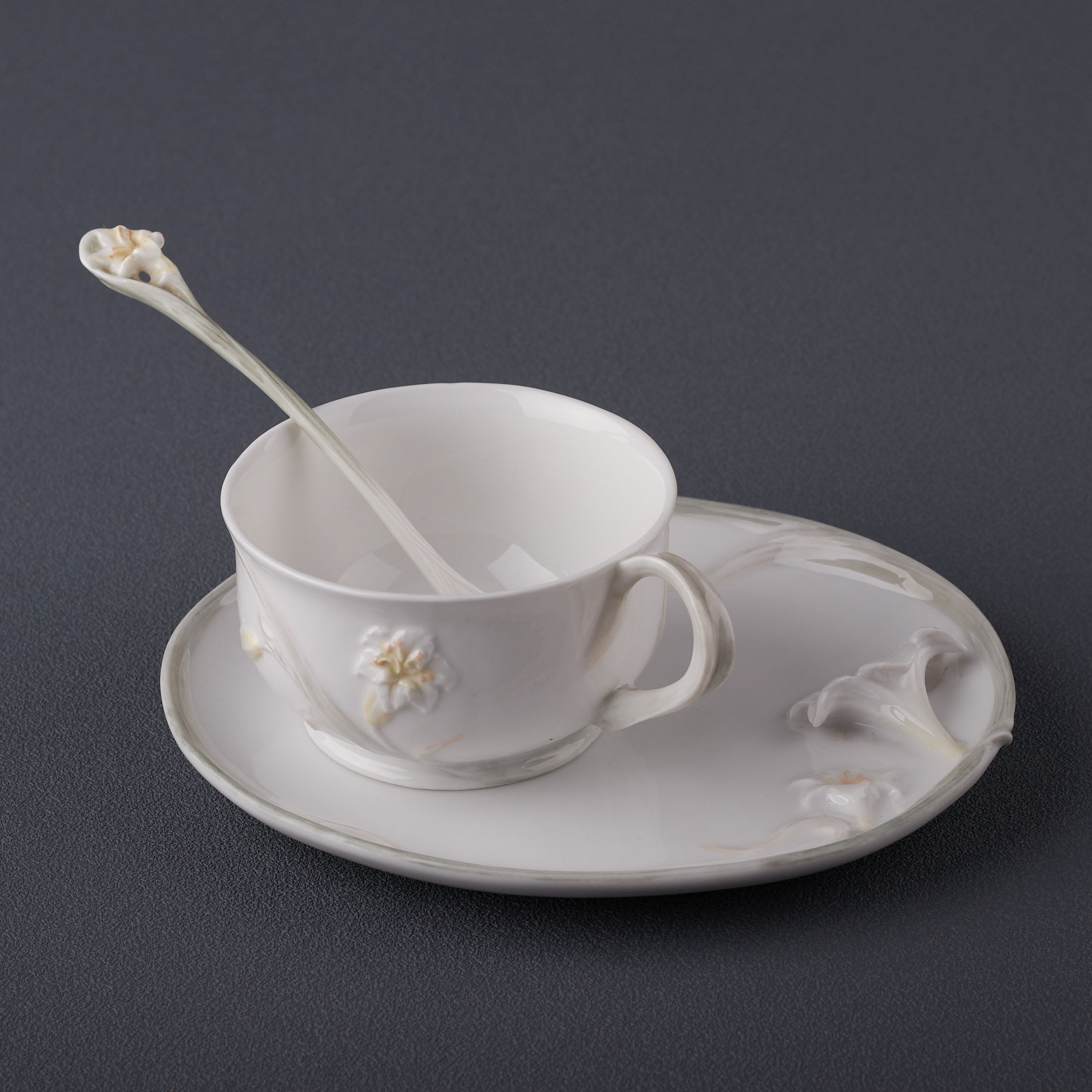 Lily Coffee Cup Set With Spoon