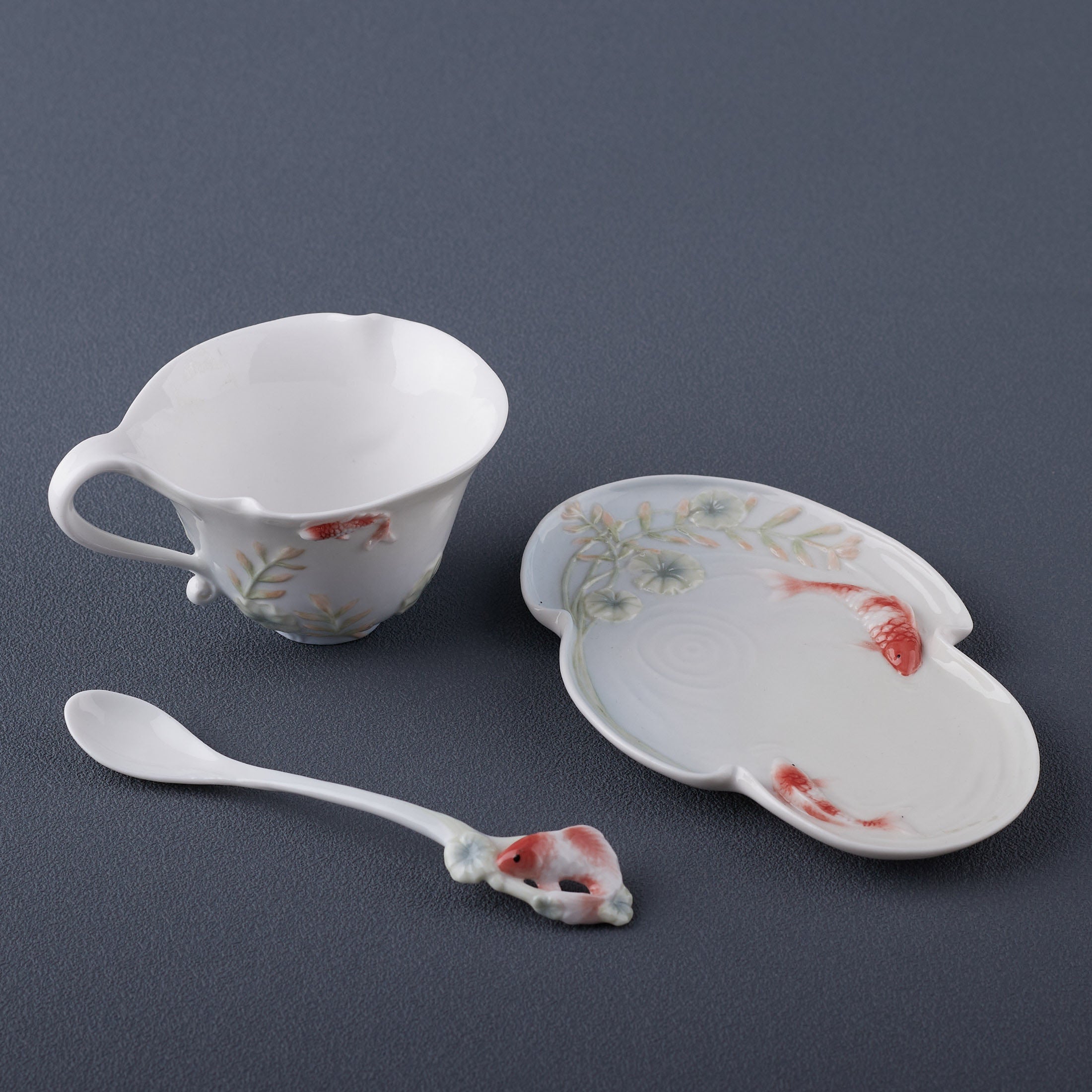 Koi Coffe Cup Set With Spoon